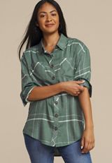 Plaid Boyfriend High Low Button Down Shirt, C8125, small