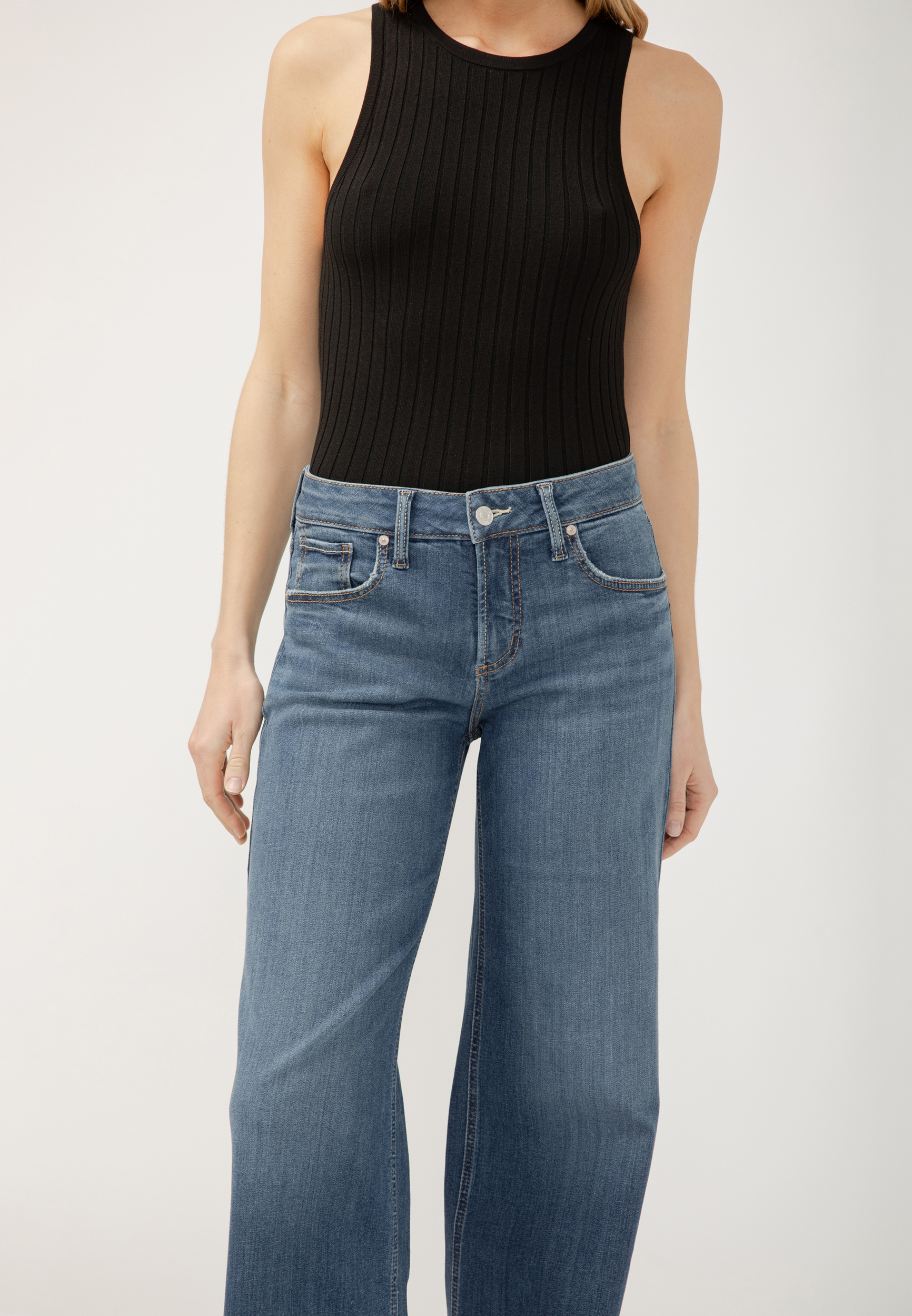 Silver Jeans Co.&reg; Suki Curvy Mid Rise Wide Leg Jean, C258, large
