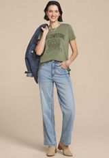 Yellowstone Embroidered Classic Fit Graphic Tee, C186, small