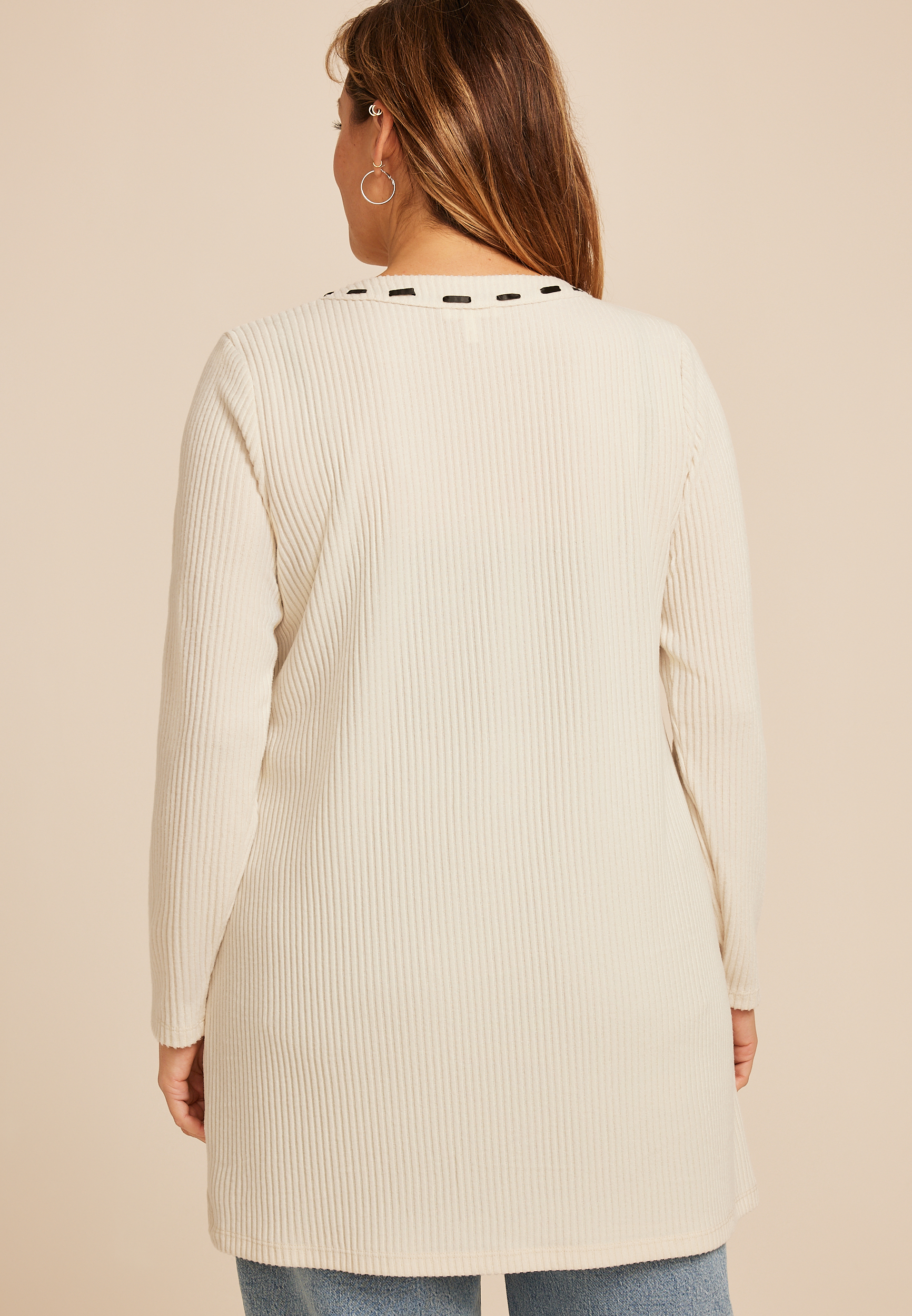 PLUS SIZE COLORBLOCK FRONT TIE SWEATER