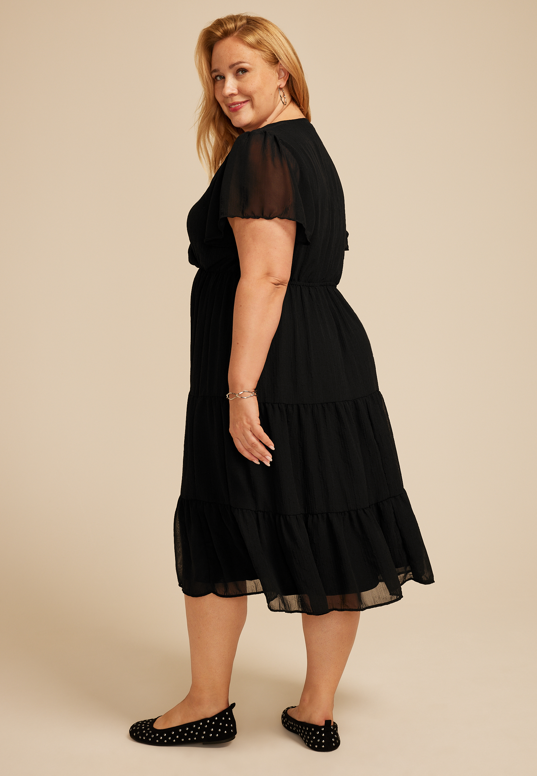Plus Size Surplice Tiered Midi Dress, BLACK, large