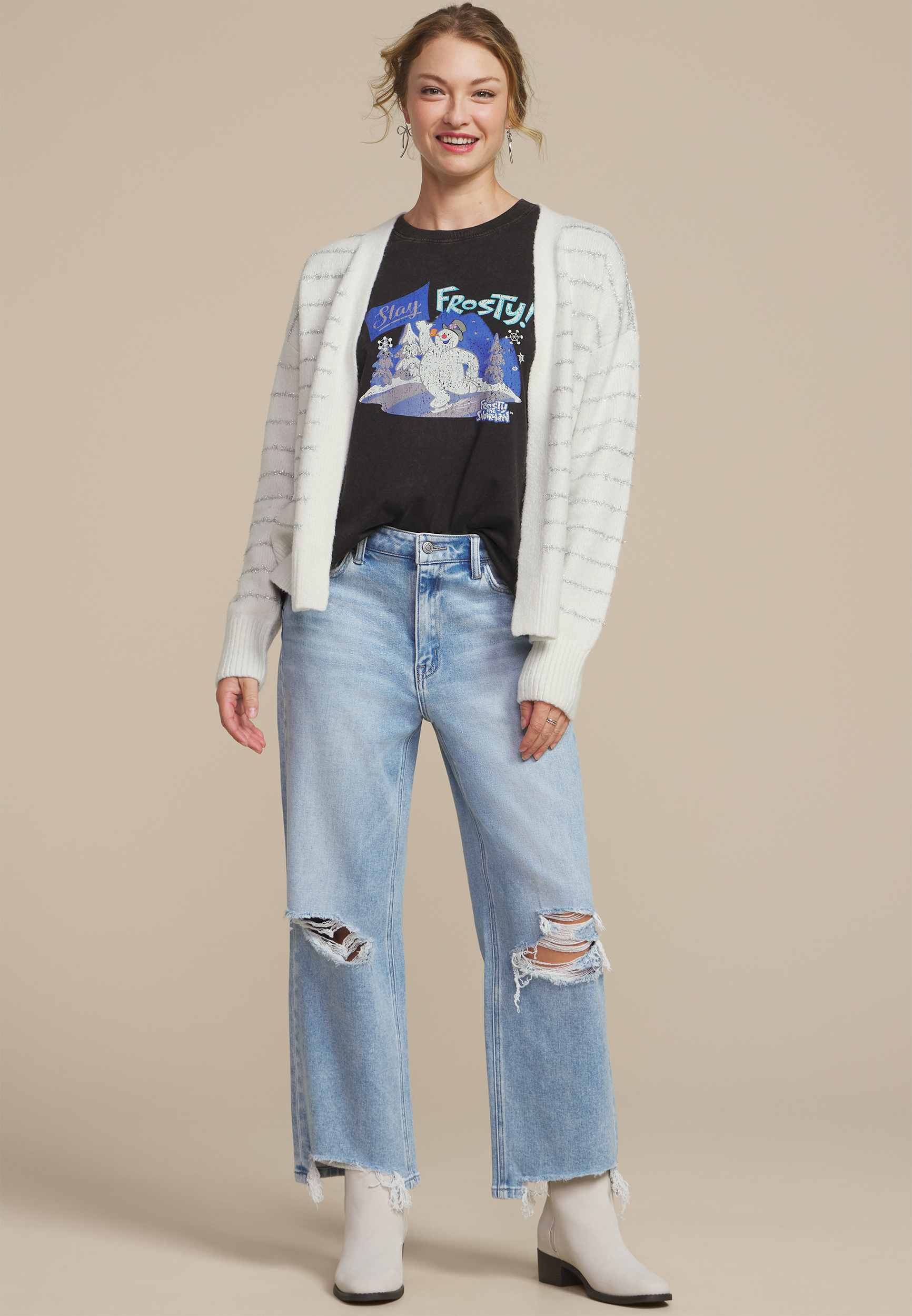 Stay Frosty Oversized Fit Graphic Tee