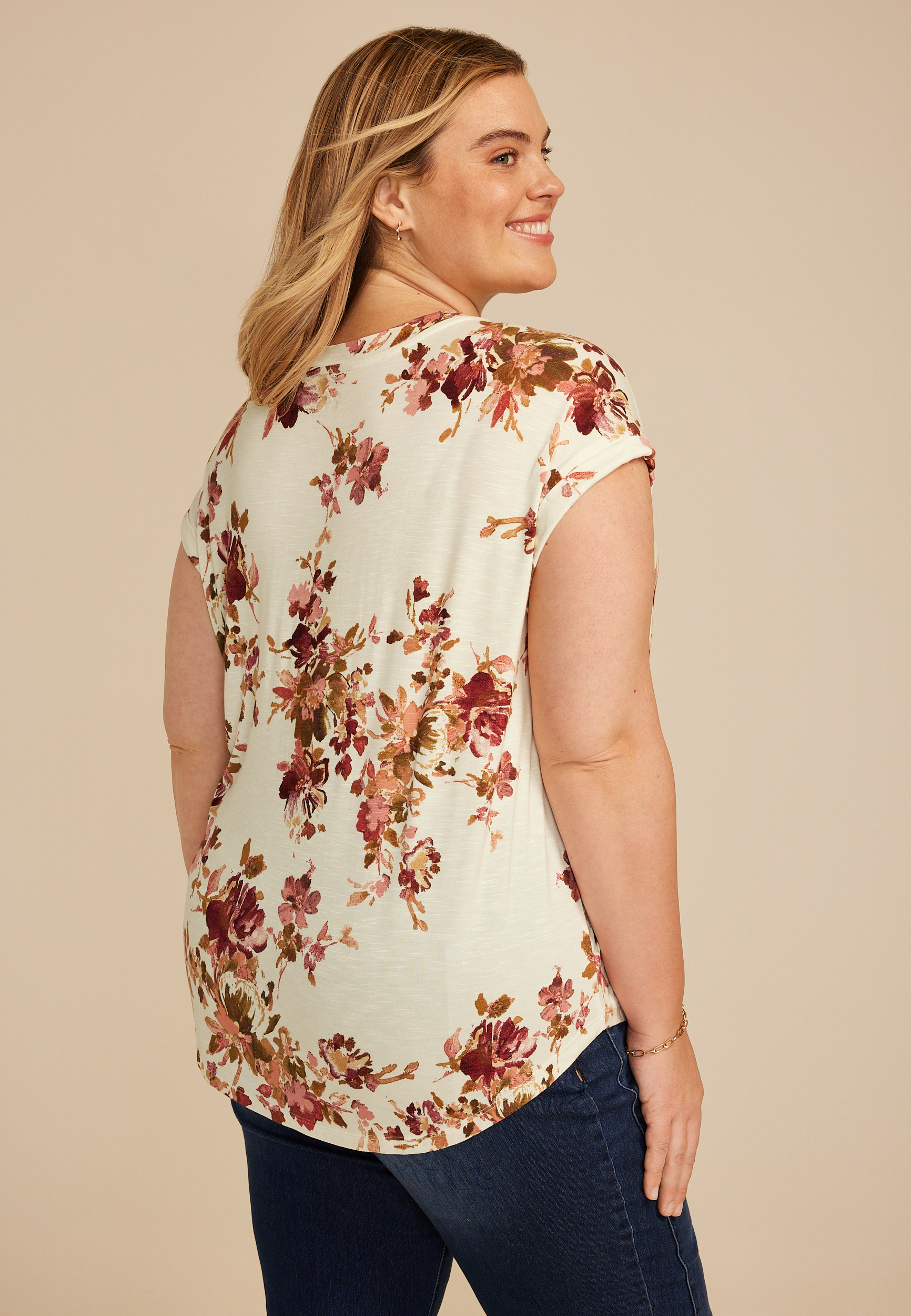 Plus Size 24/7 Berkley Floral V Neck Tee, C1524, large