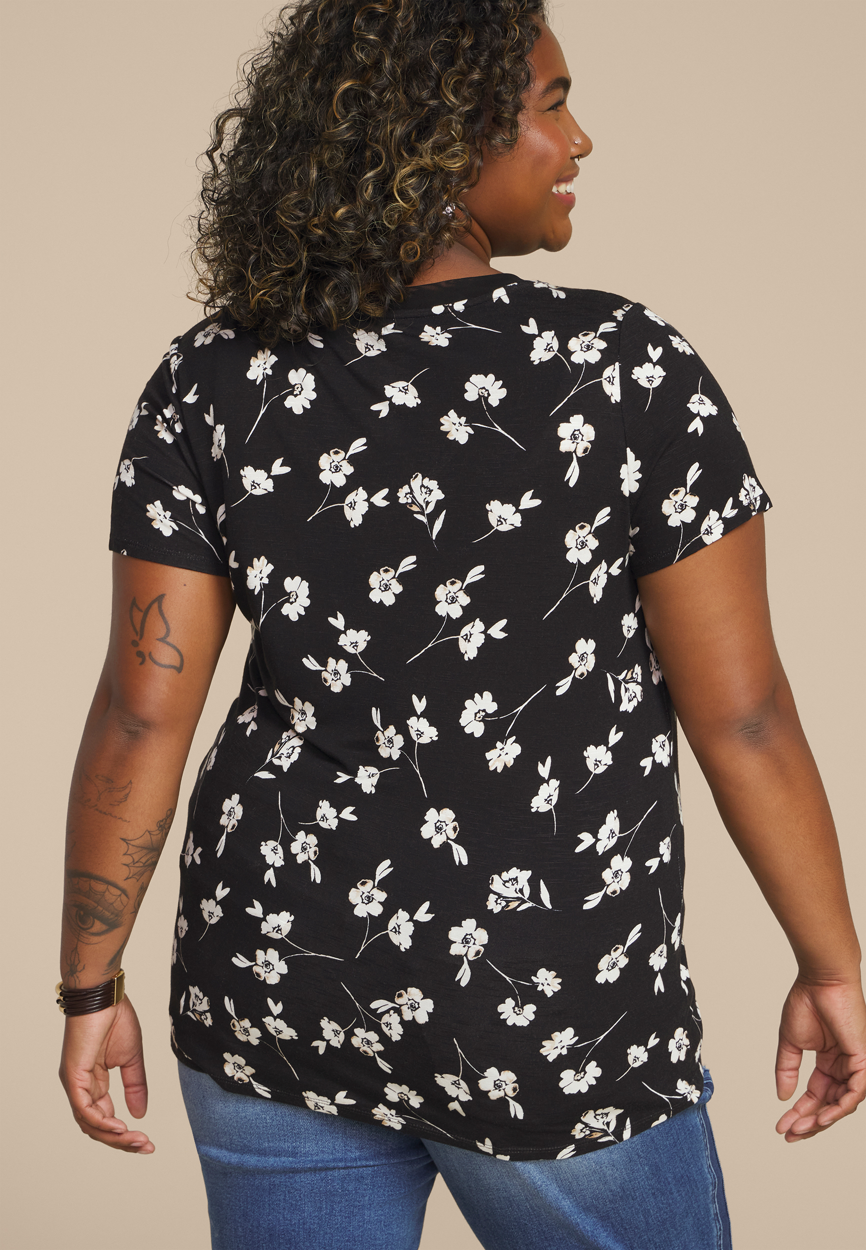 Plus Size 24/7 Mesh Trim Floral V Neck Tee, C1756, large
