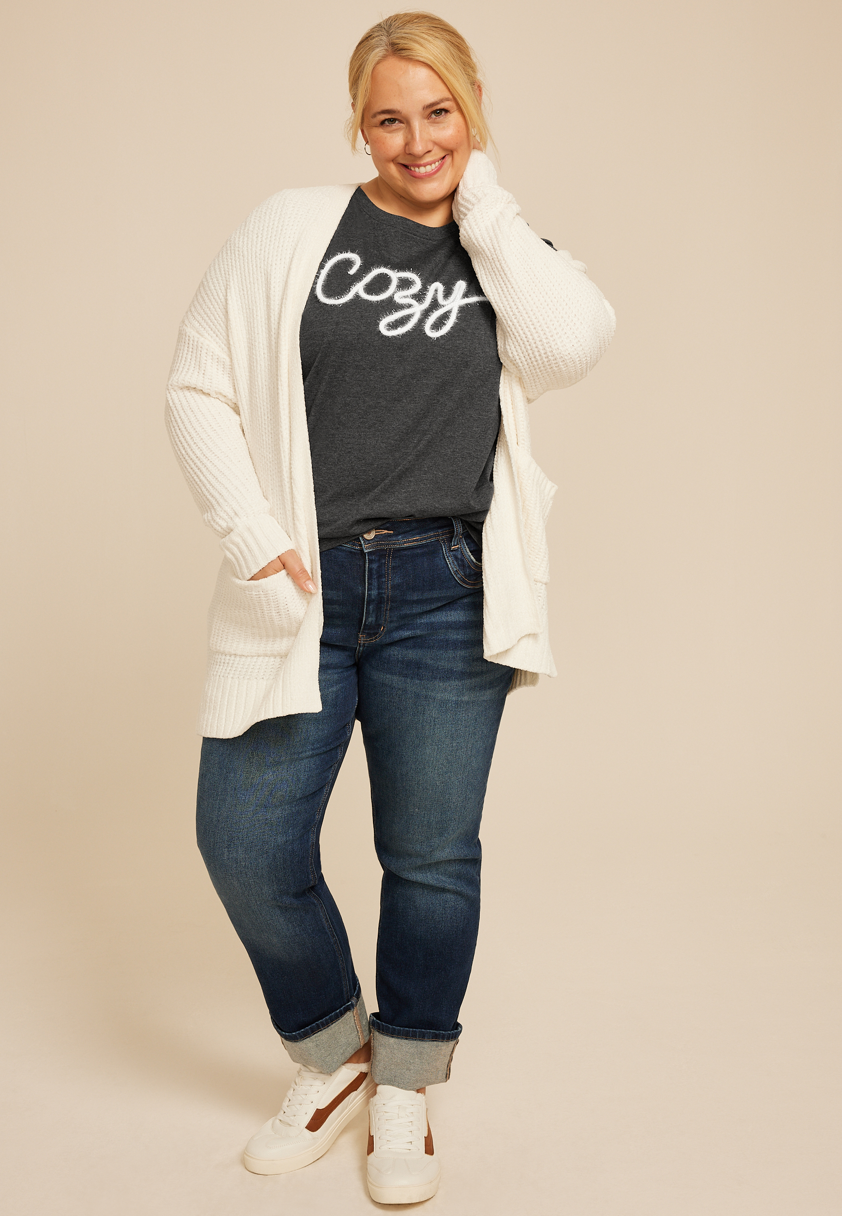 Plus Size Cozy Classic Fit Graphic Tee, C3806, large
