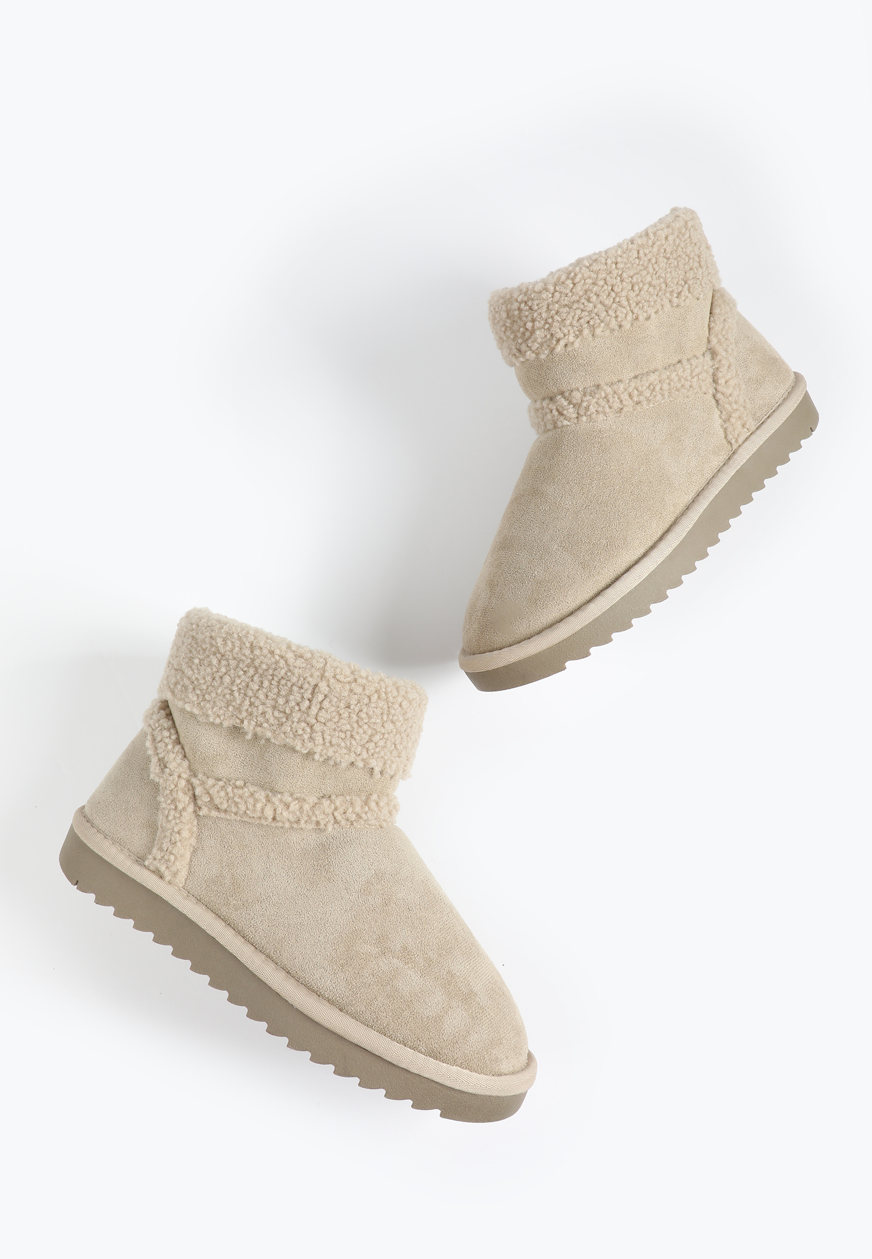 SuperCush Charlie Sherpa Cuff Boot, C211, large