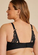 Vintage Lace V Neck Bralette, C106, small