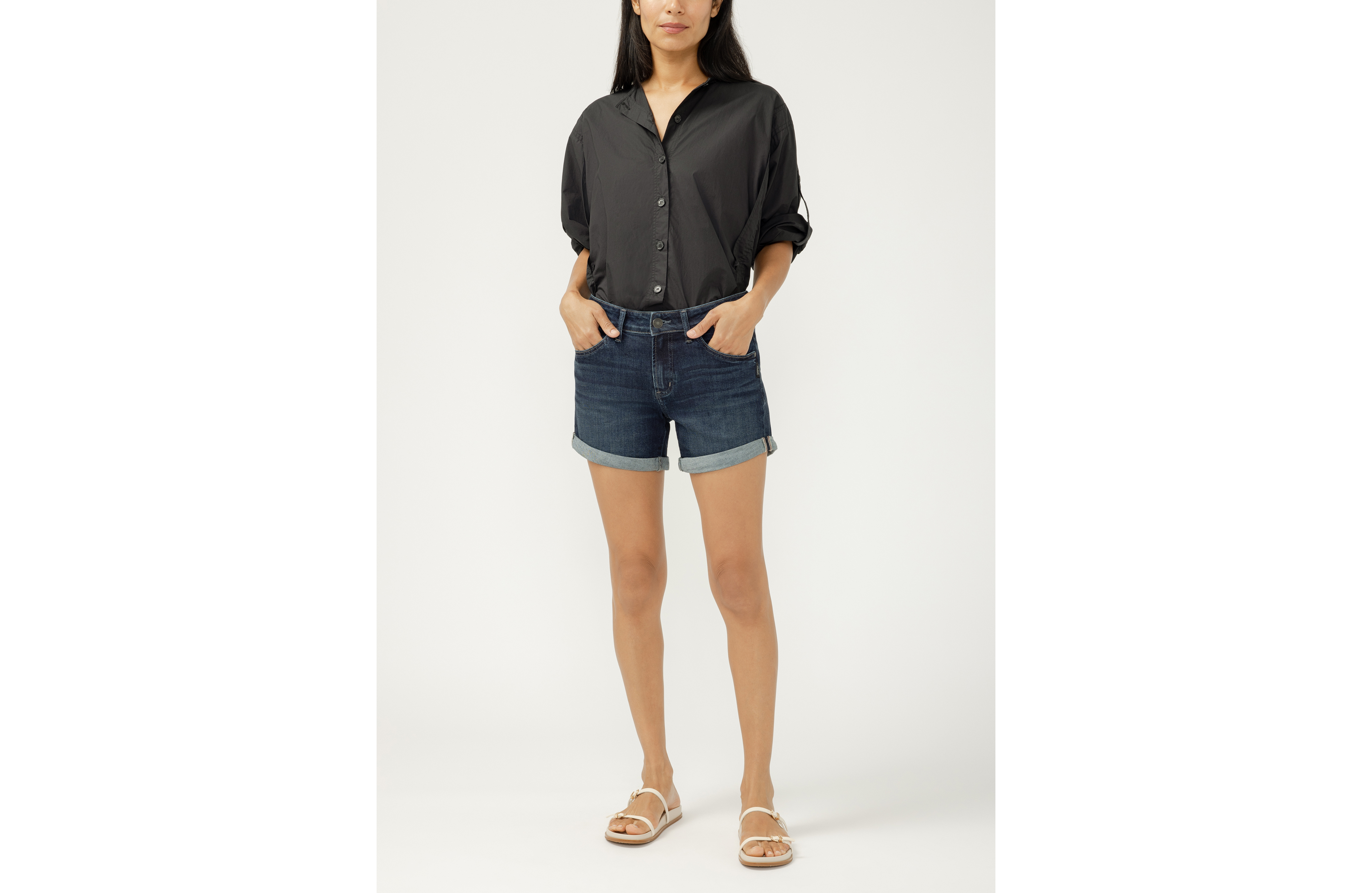 Silver Jeans Co.® Mid Rise Luxe Stretch Rolled Hem 4.5in Boyfriend Short