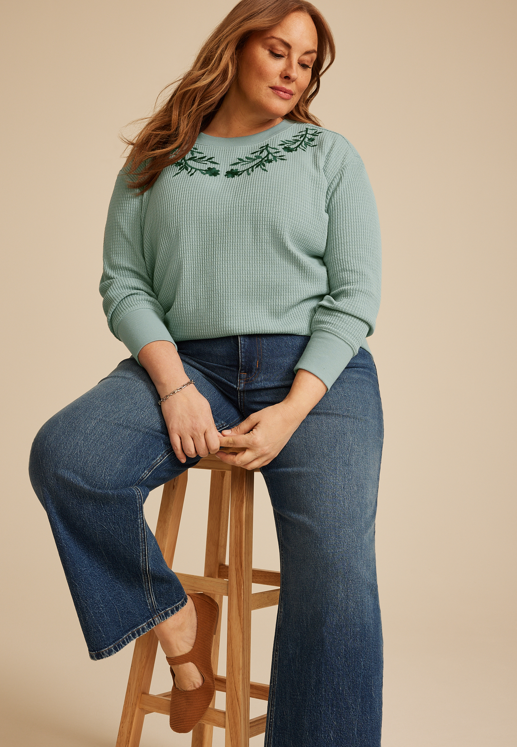 Plus Size Waffle Knit Floral Embroidered Relaxed Fit Sweatshirt, C9826, large