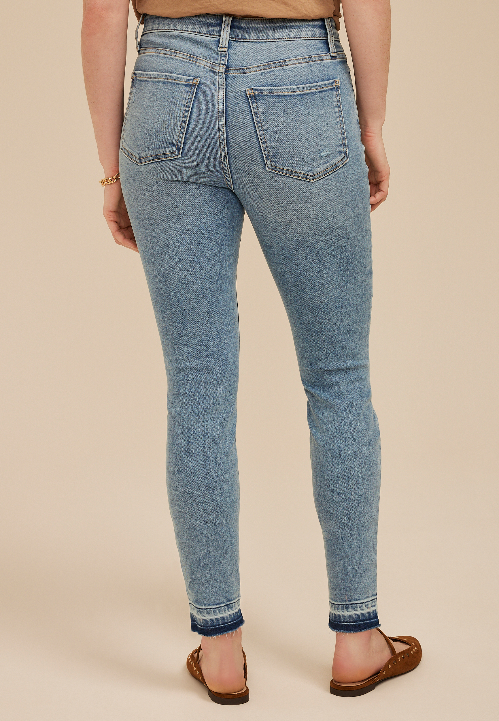 m jeans by maurices&trade; Cool Comfort High Rise Release Hem Ankle Jegging, C3337, large