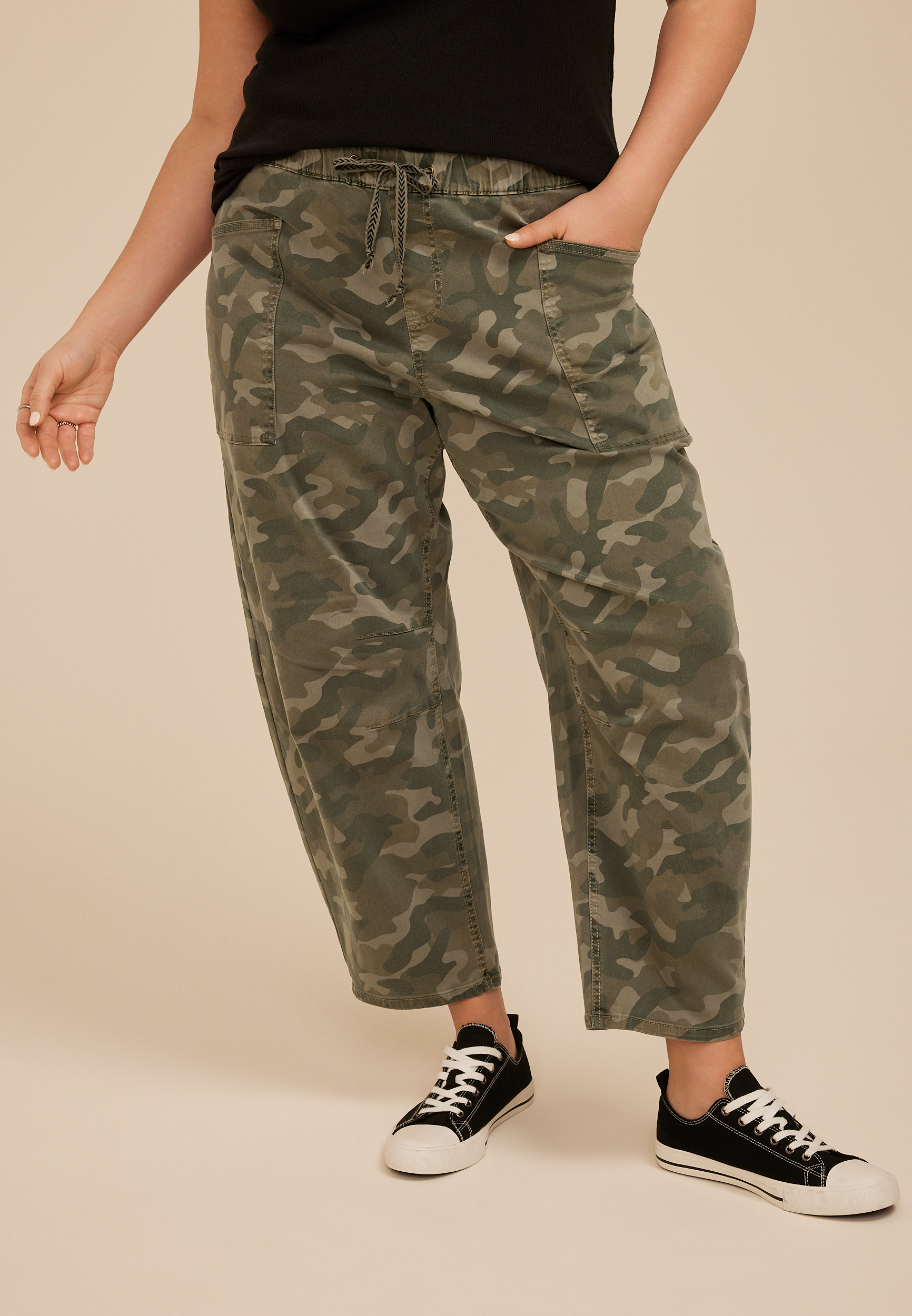 Plus Size Camo Barrel Leg Weekender Pant, C8897, large