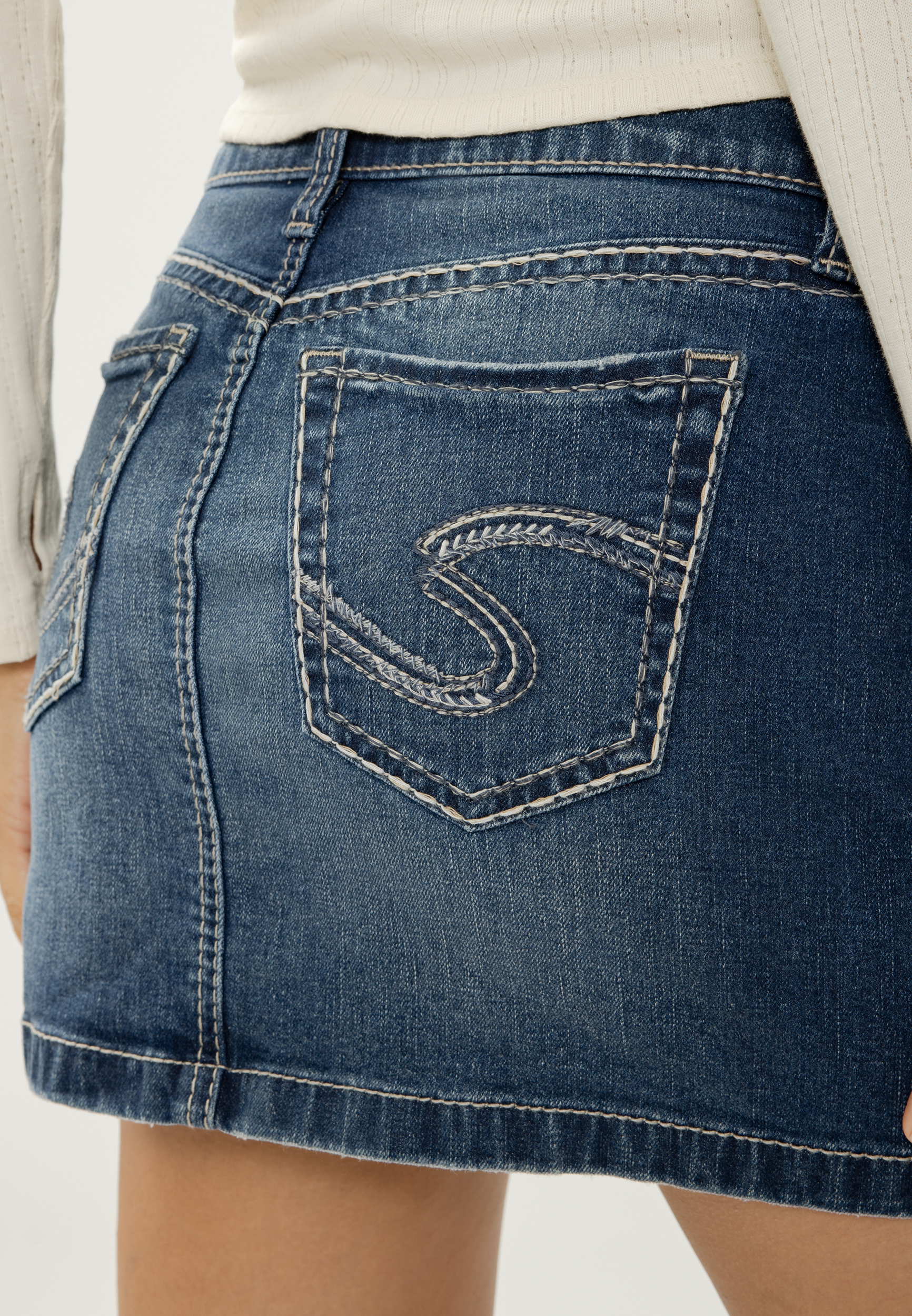 Silver Jeans Co.&reg; Elyse Mini Skirt, C258, large