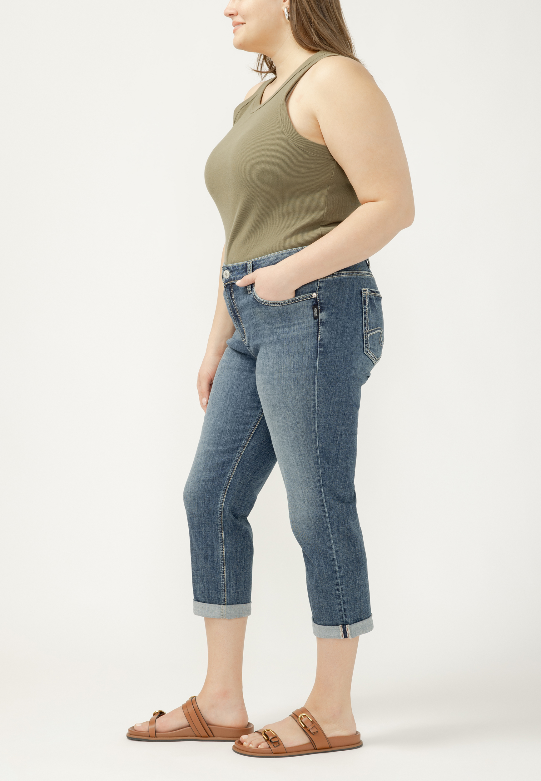 Plus Size Silver Jeans Co.&reg; Elyse Mid Rise Luxe Stretch Rolled Hem Capri, C3337, large