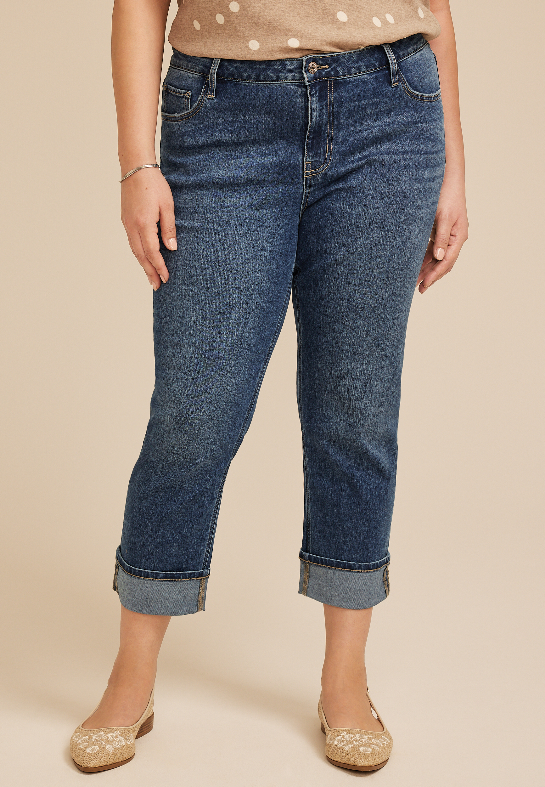 Plus Size Mid Rise Cropped Jean