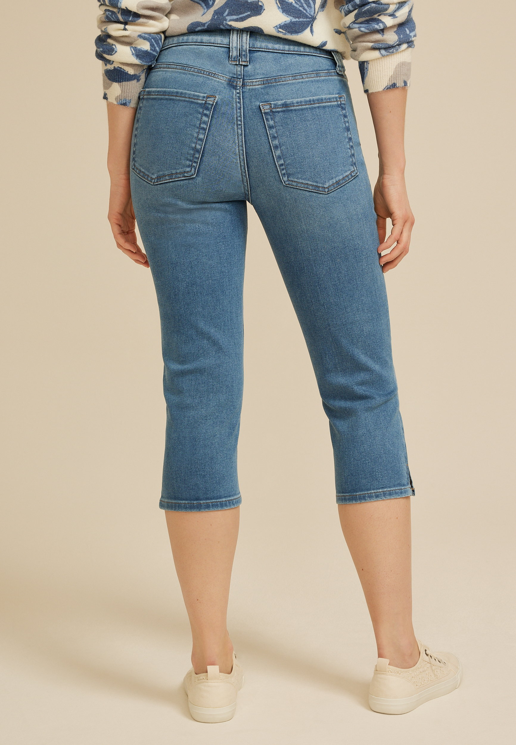m jeans by maurices&trade; Cool Comfort High Rise Angled Scoop Pocket Skinny Capri, C3337, large
