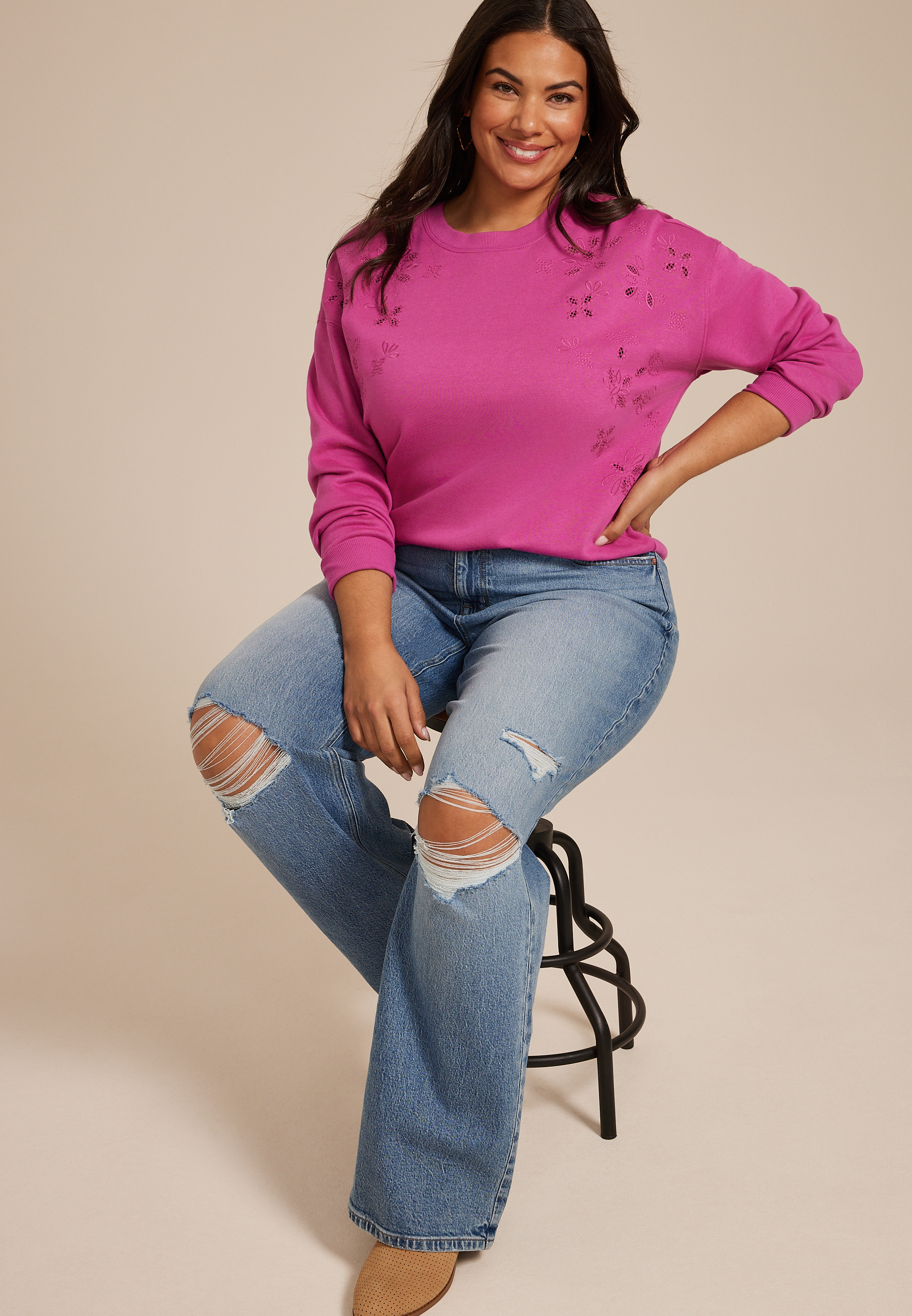 Plus Size Floral Embroidered Crew Neck Sweatshirt - thumbnail 6