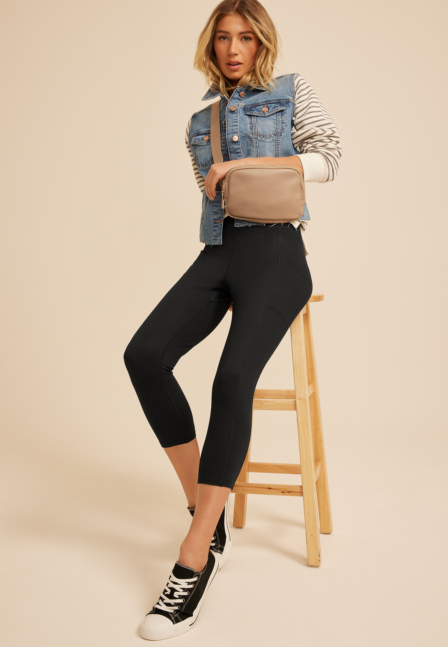 High Rise Pocket Luxe Capri Legging, C106, large