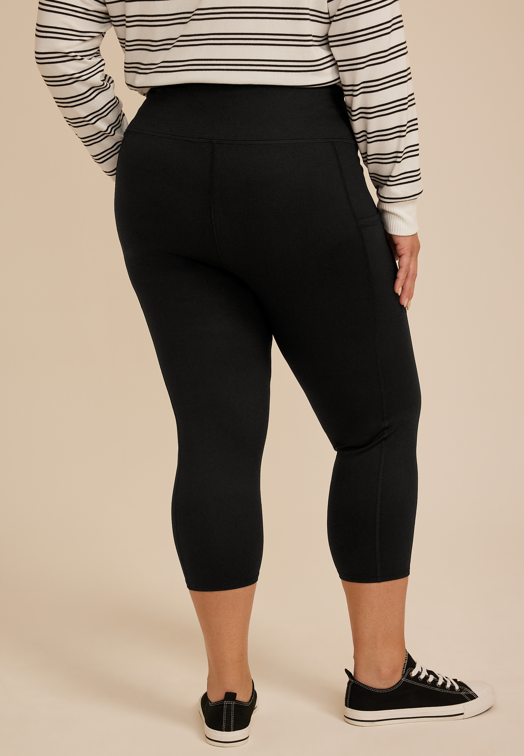 Plus Size High Rise Pocket Luxe Capri Legging, C106, large