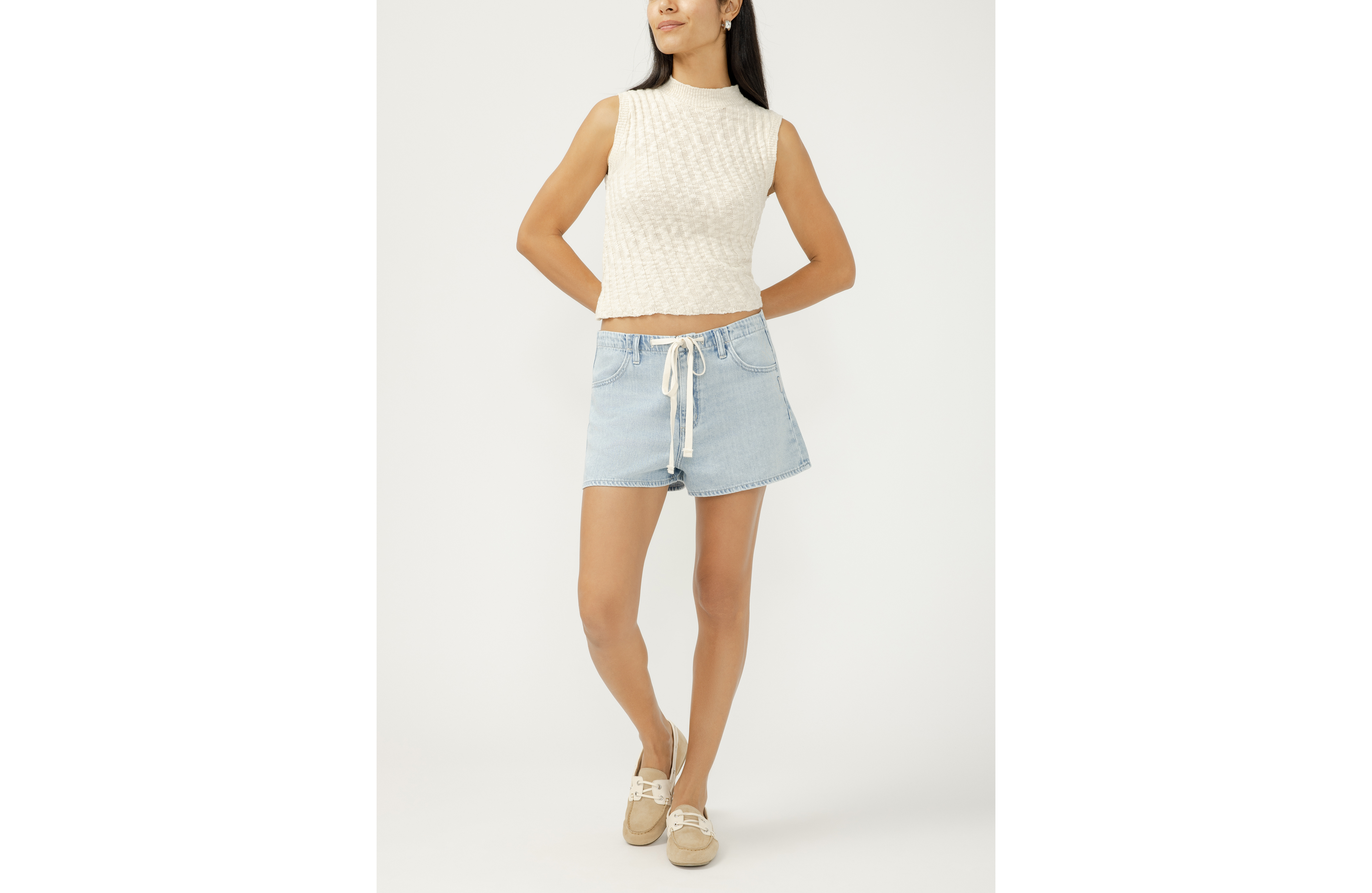 Silver Jeans Co.® Mid Rise Rigid Tie Waist 2.5in Beach Short
