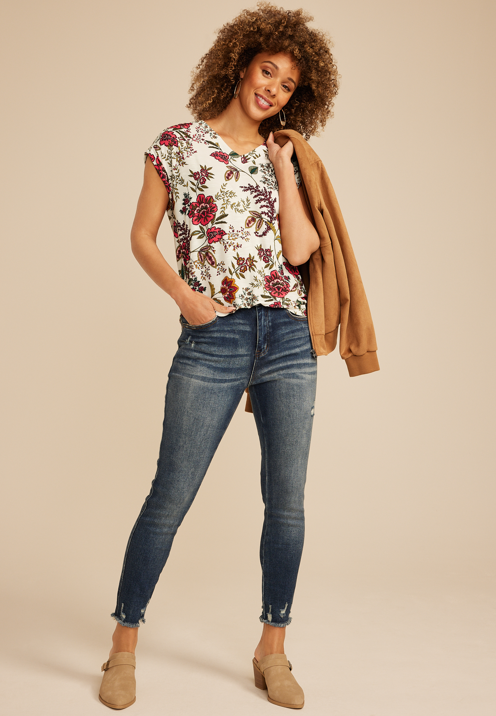 24/7 Berkley Floral V Neck Short Sleeve Tee