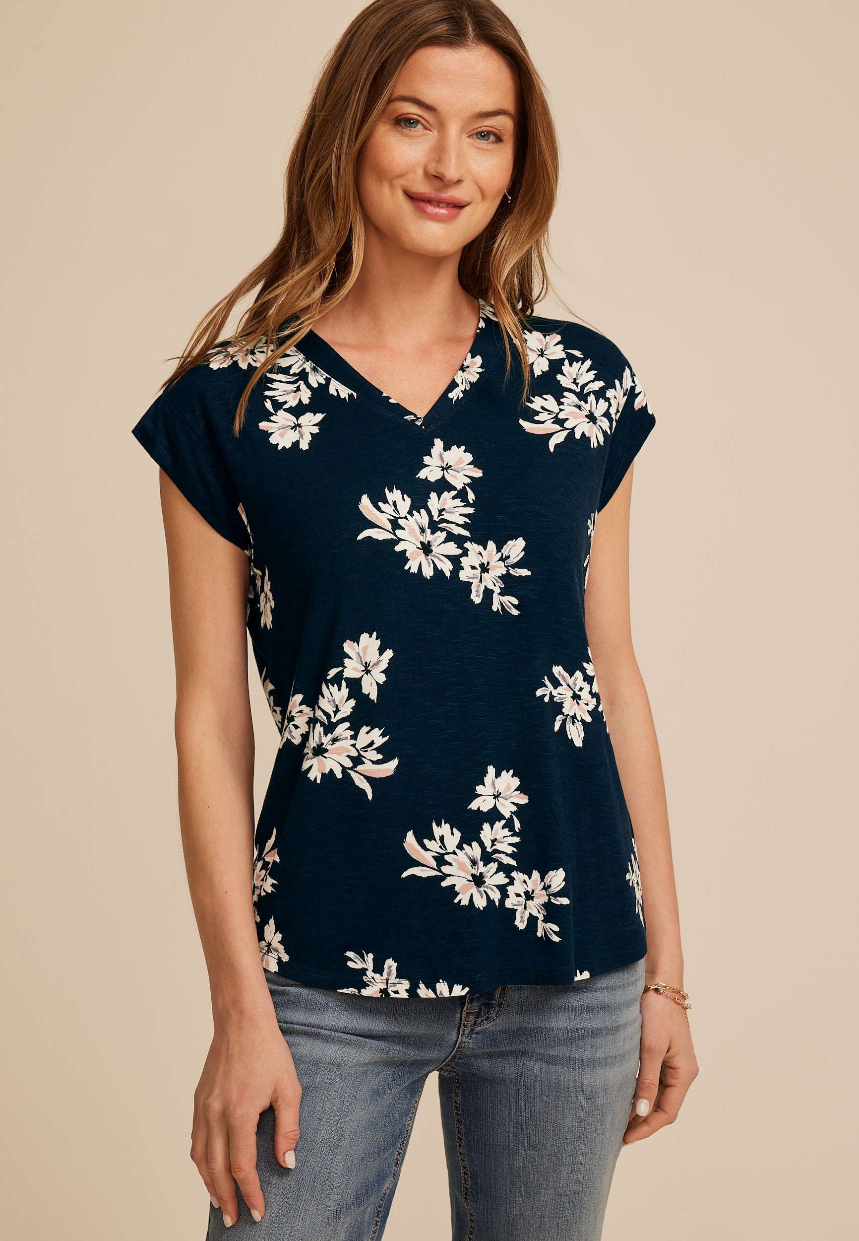 24/7 Magnolia Floral V Neck Tee