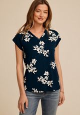 24/7 Magnolia Floral V Neck Tee, C1943, small