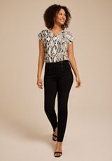 24/7 Magnolia Snake Print V Neck Tee, C1524, small
