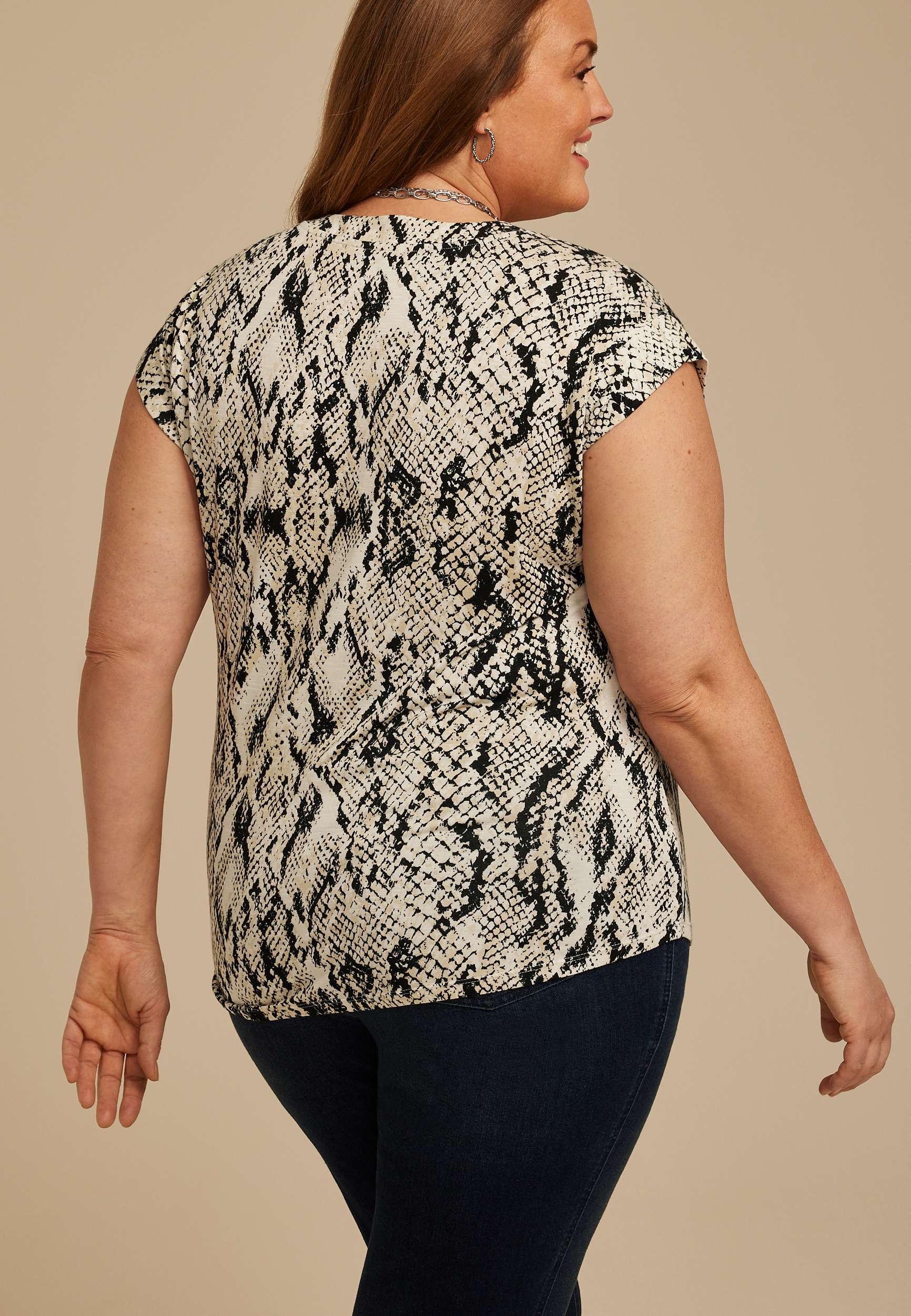 Plus Size 24/7 Magnolia Snake Print V Neck Tee, C1524, large
