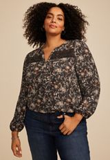 Plus Size Floral V Neck Crochet Trim Blouse, C9765, small