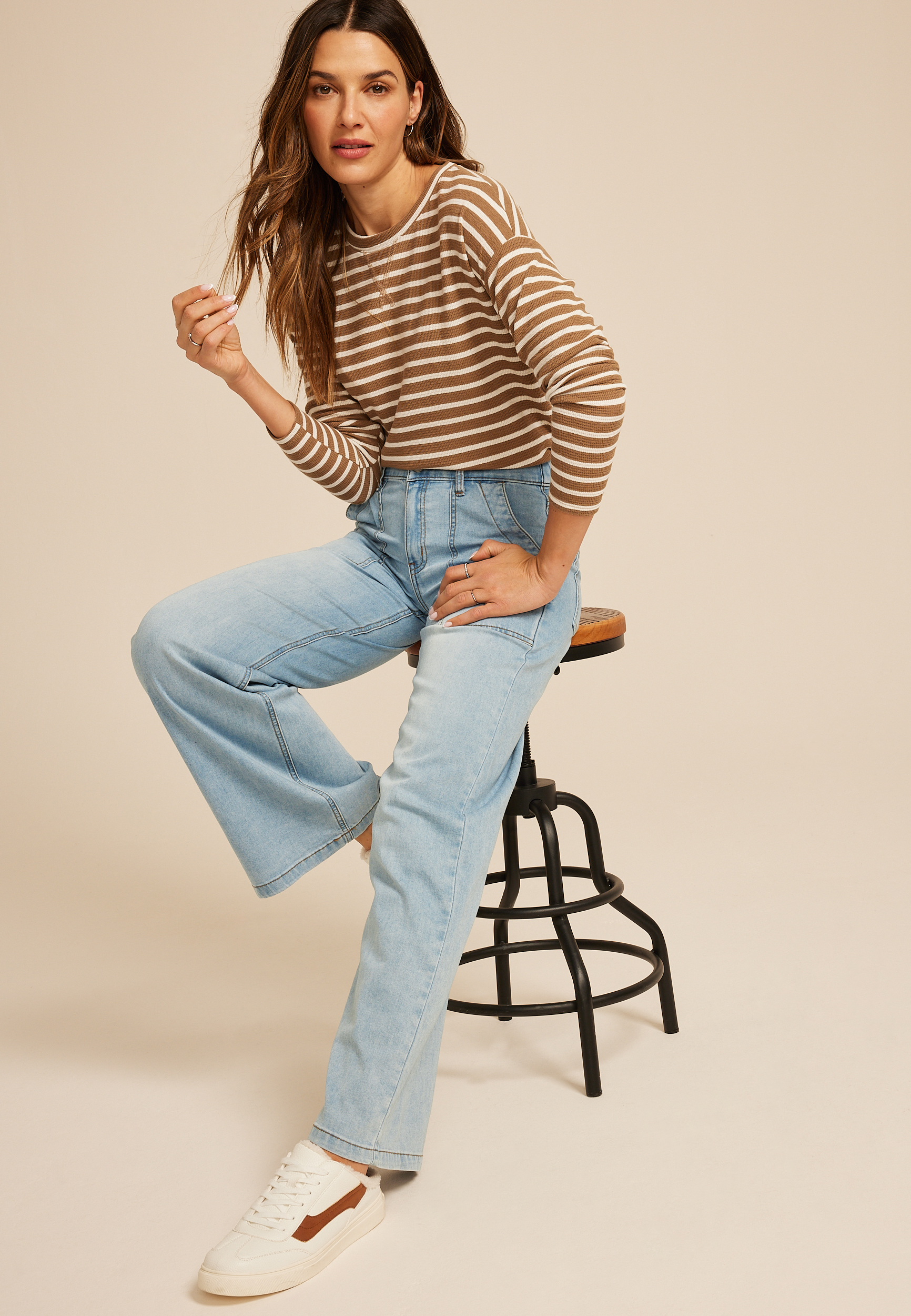 Mid Rise Soft Patch Pocket Wide Leg Jeans, C2806, large