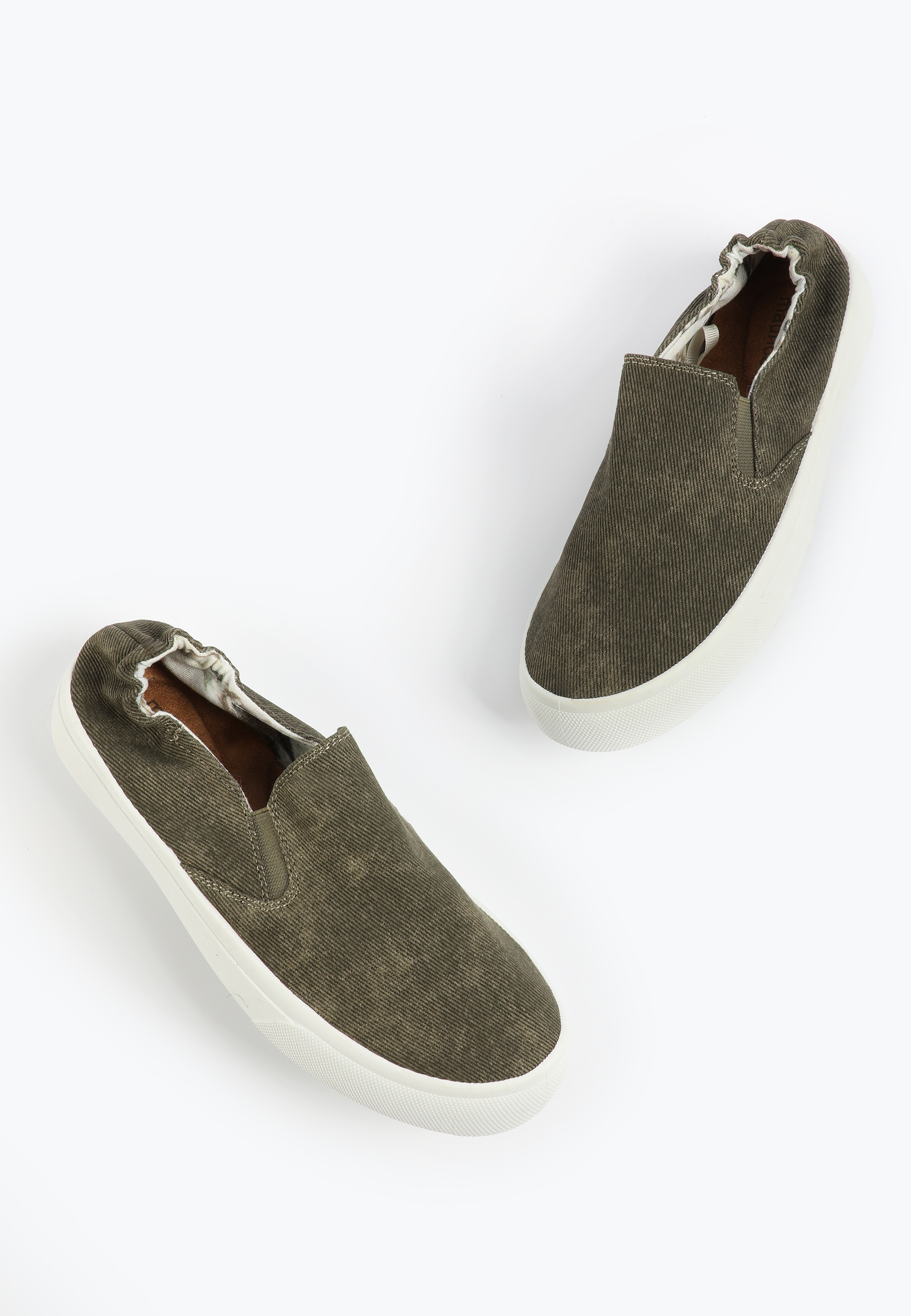 SuperCush Kate Scrunchback Sneaker, C186, large