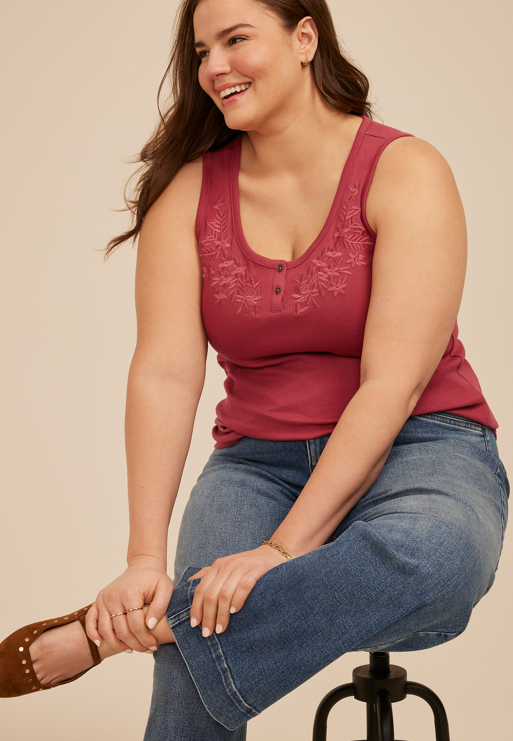 Plus Size Floral Embroidered Henley Tank Top - thumbnail 9