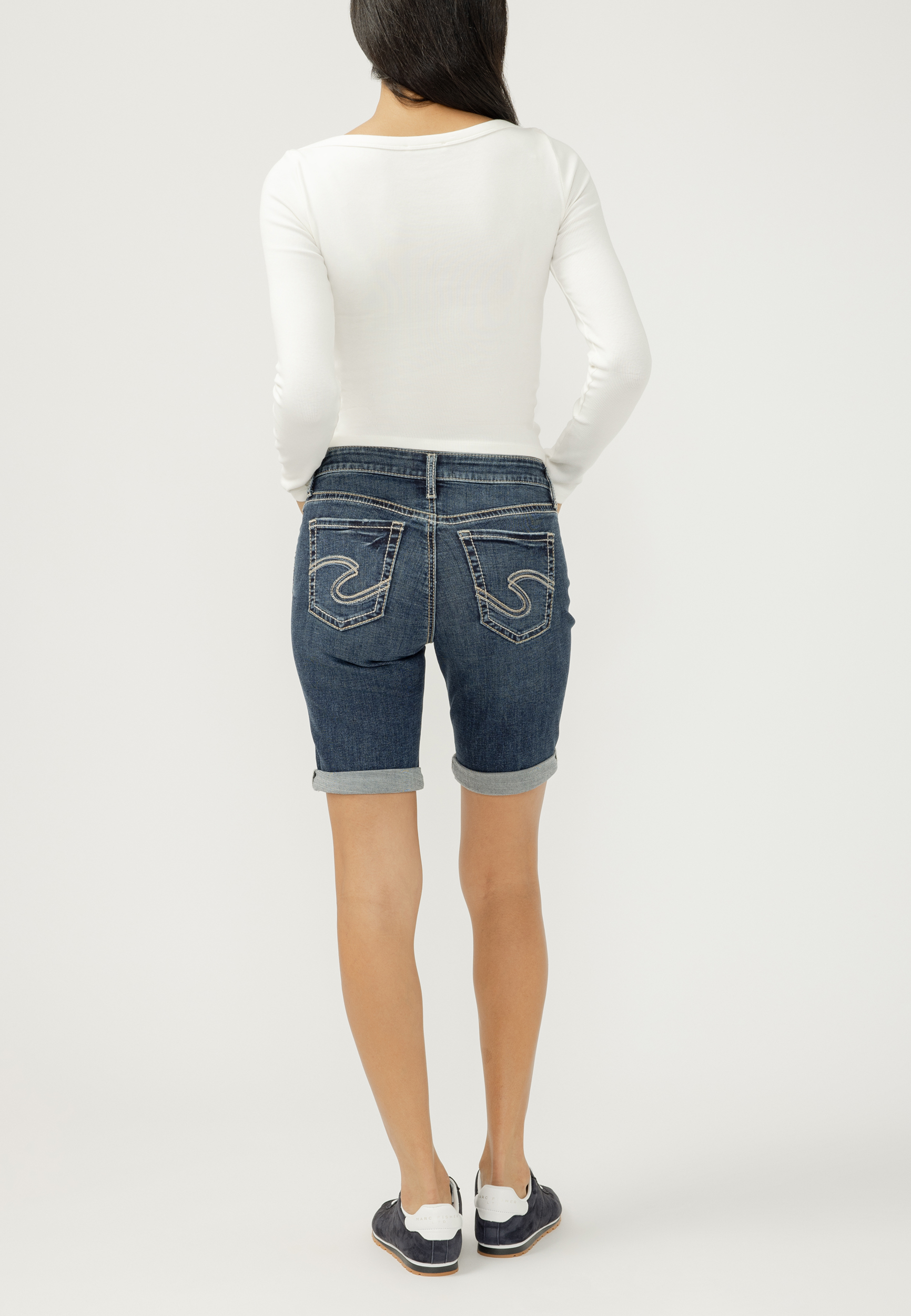 Silver Jeans Co.&reg; Suki Curvy Mid Rise Luxe Stretch Thick Stitch 9in Bermuda Short, C258, large
