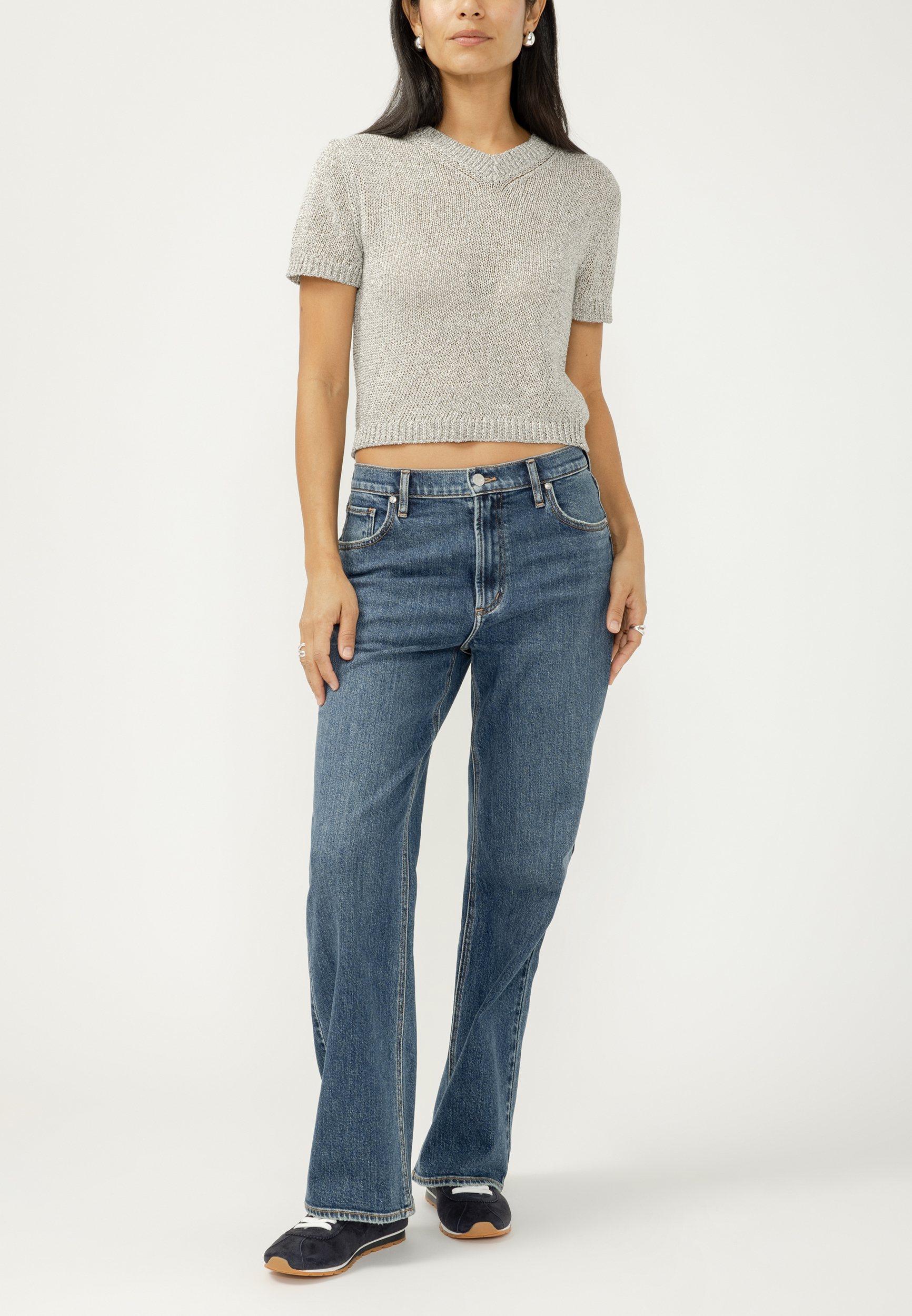 Silver Jeans Co.&reg; Mid Rise 90s Baggy Bootcut Jean