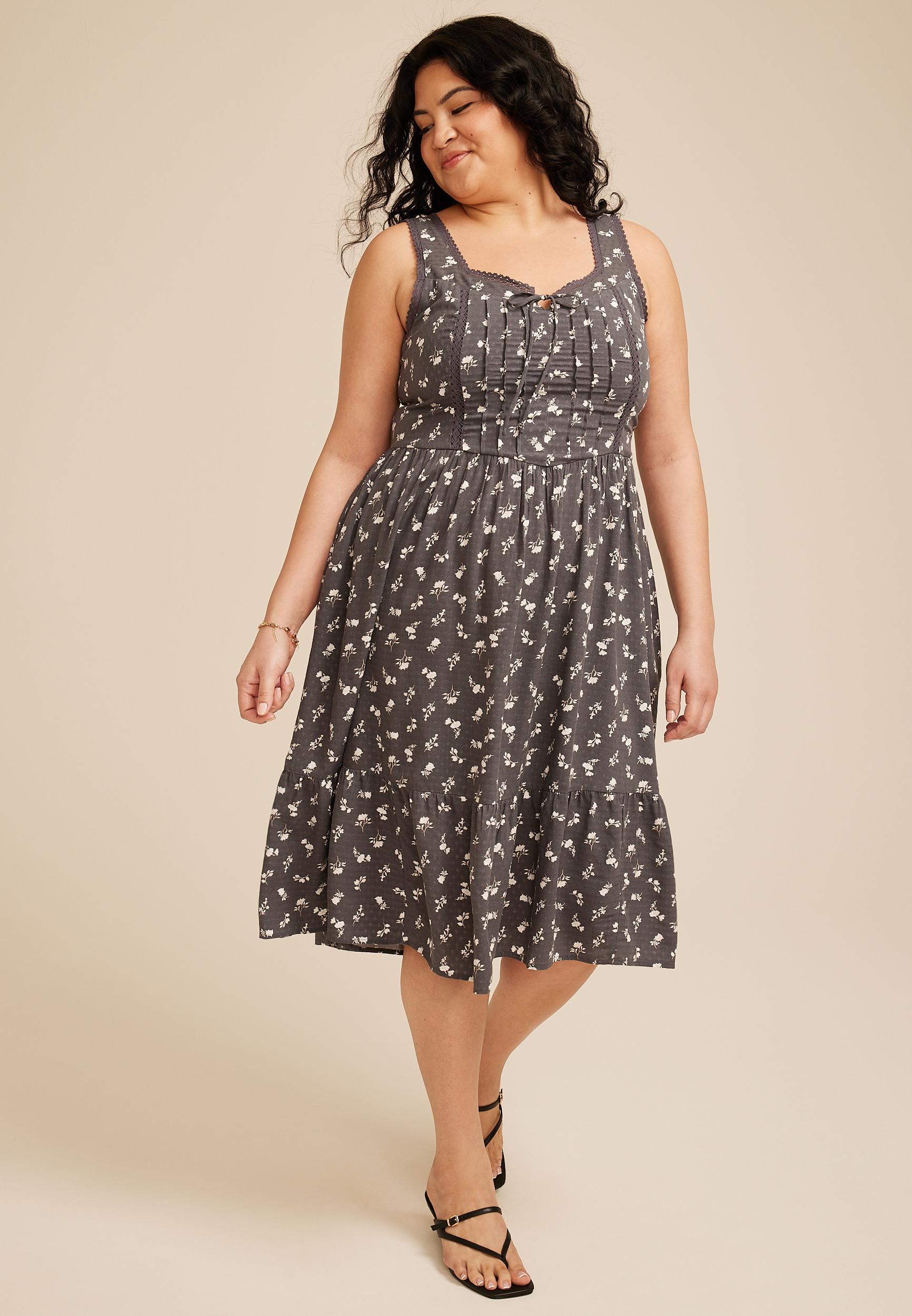 Plus Size Bare Sweetheart Midi Dress