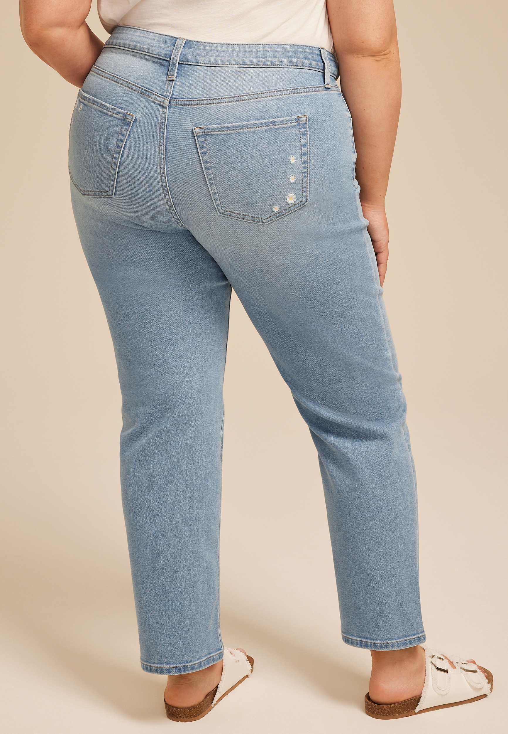 Plus Size Daisy Embroidered High Rise Relaxed Straight Jean, C3337, large