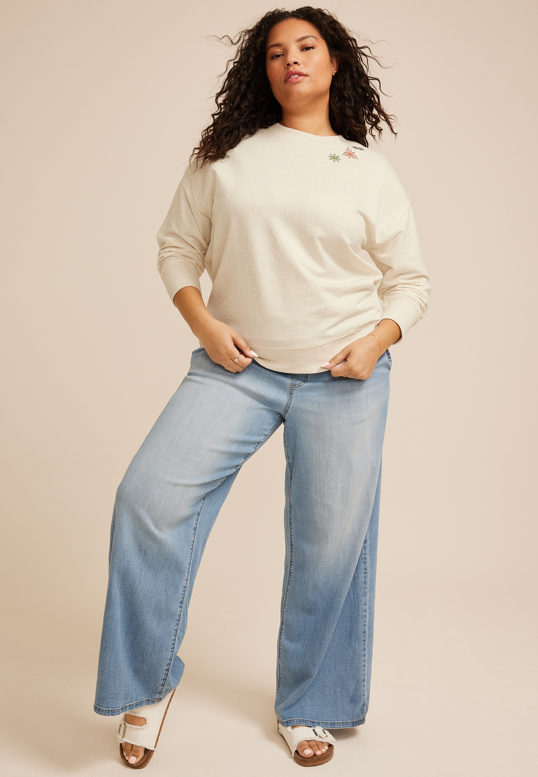 Plus Size See Good In All Things Floral Embroidered Sweatshirt, C3363, large
