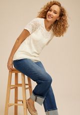 Textured Floral Short Sleeve Tee, C8232, small