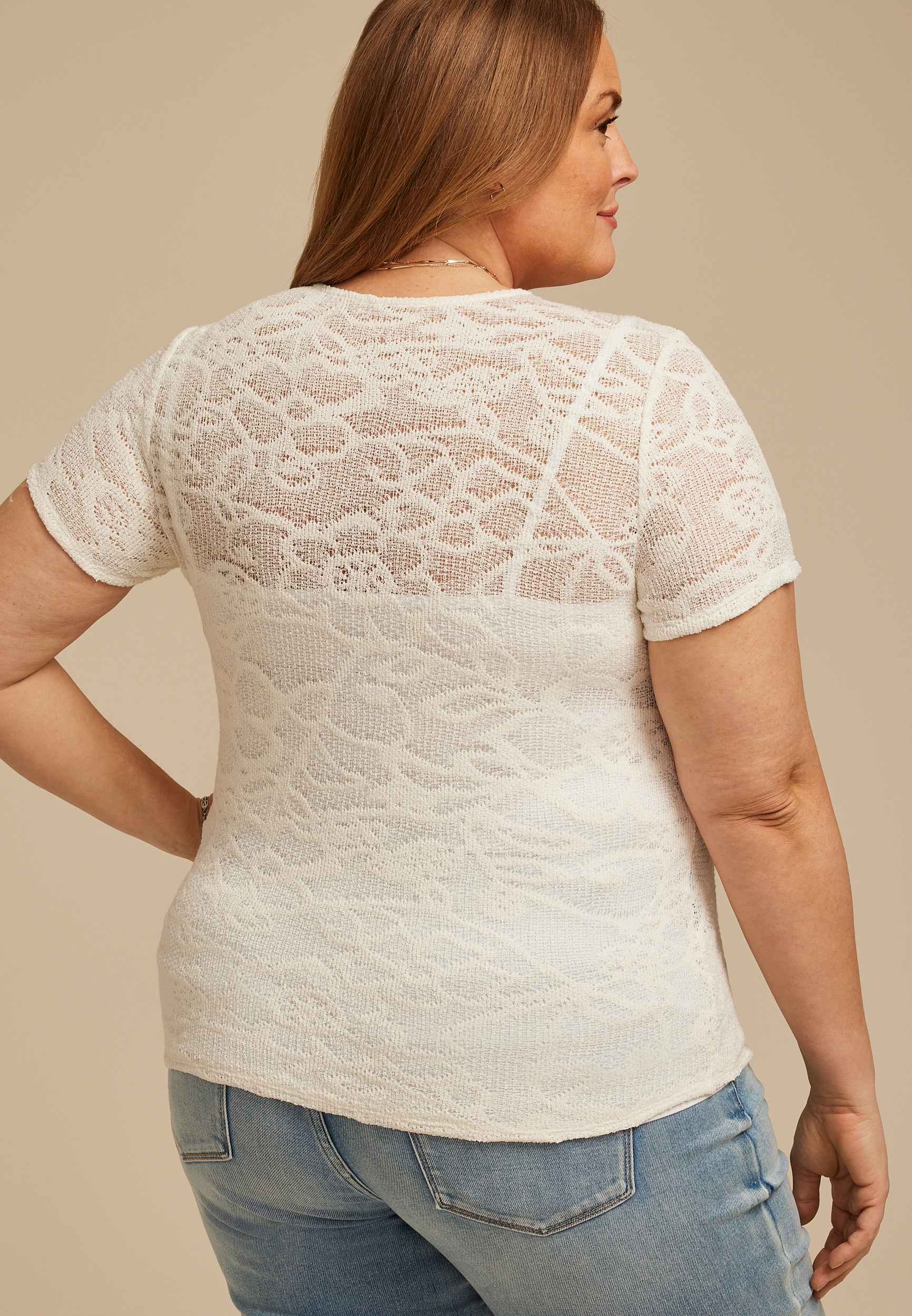 Plus Size Textured Floral Short Sleeve Tee | maurices