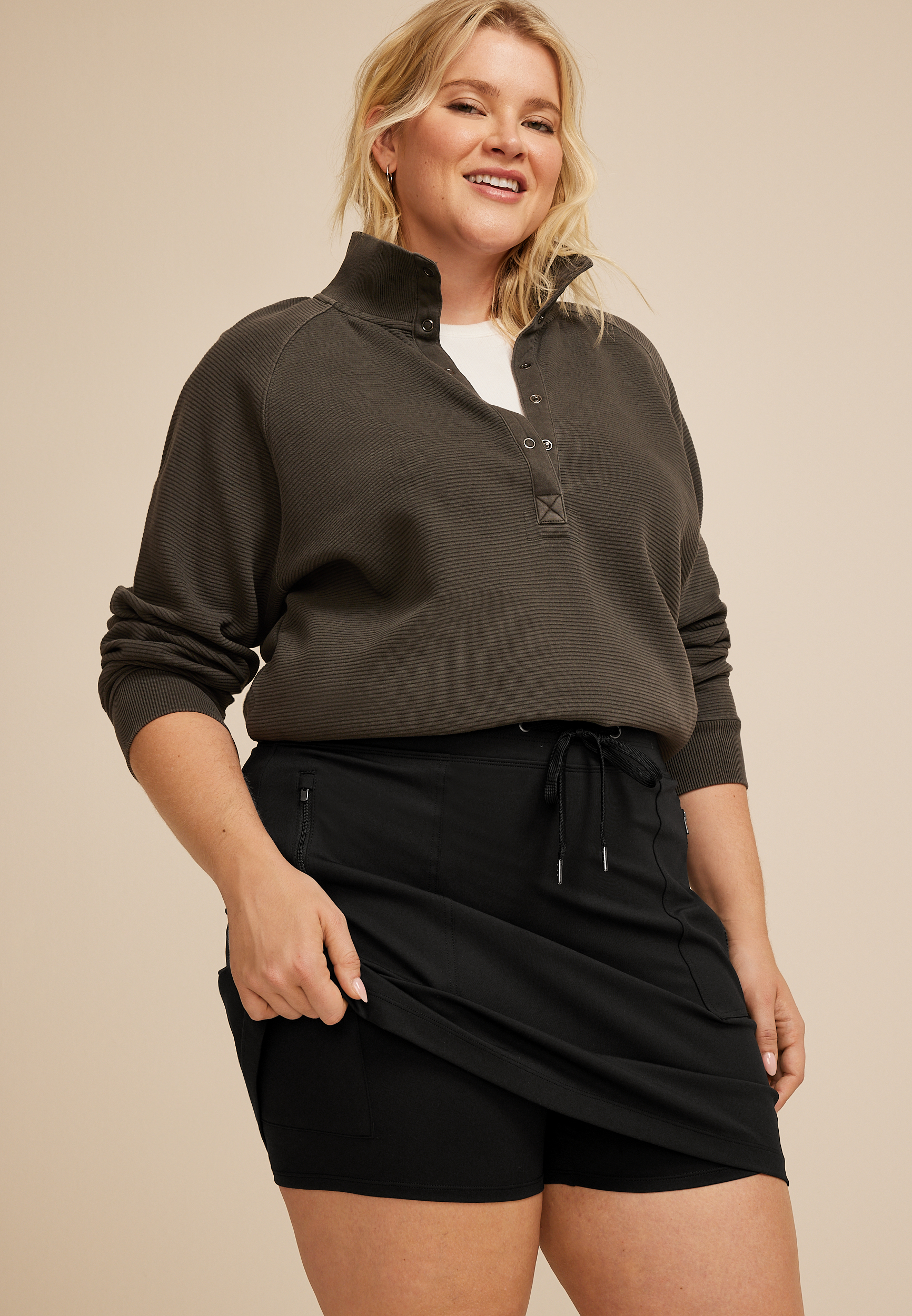 Plus Size High Rise Traveler Skort - thumbnail 3