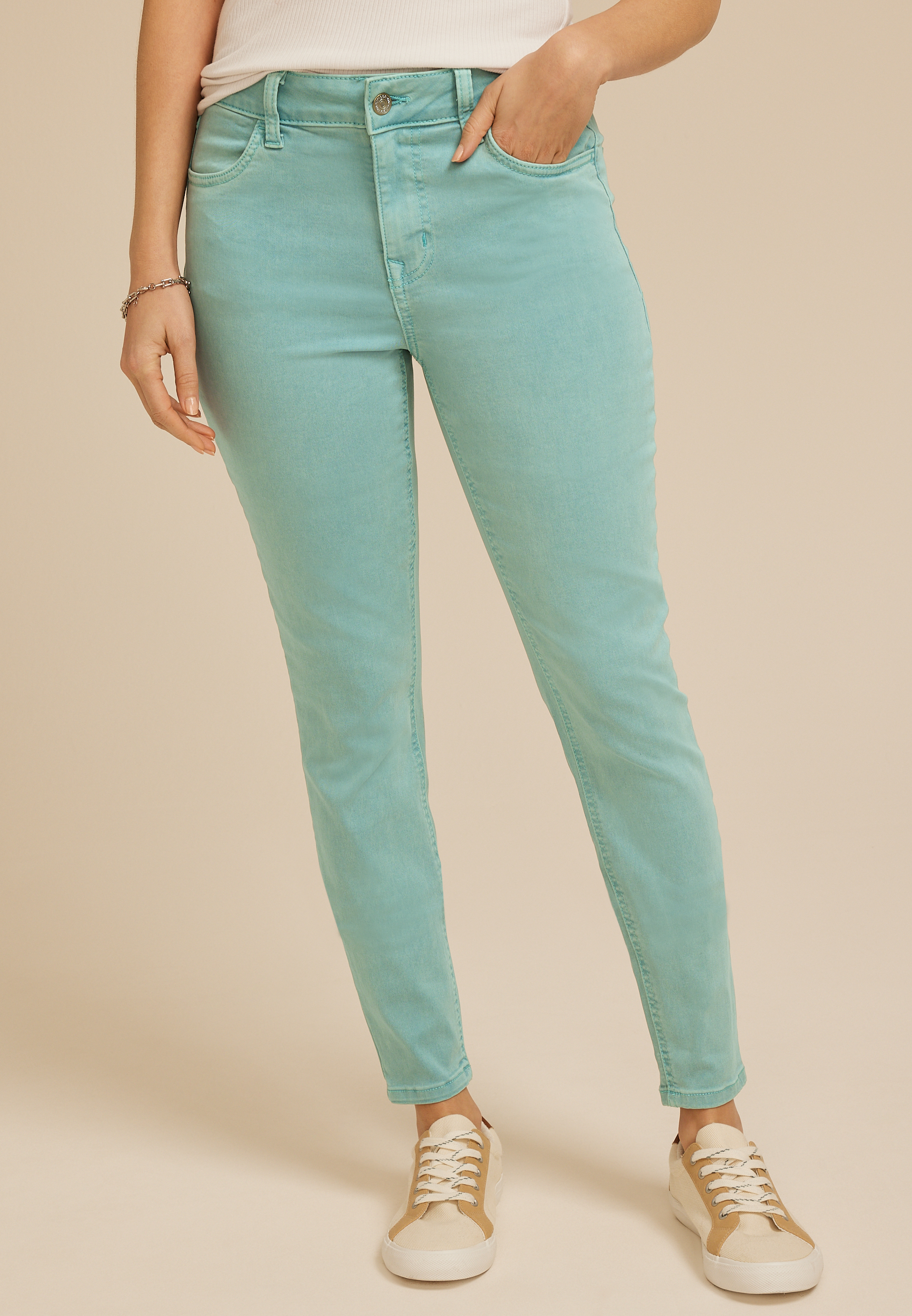 m jeans by maurices&trade; High Rise Jegging