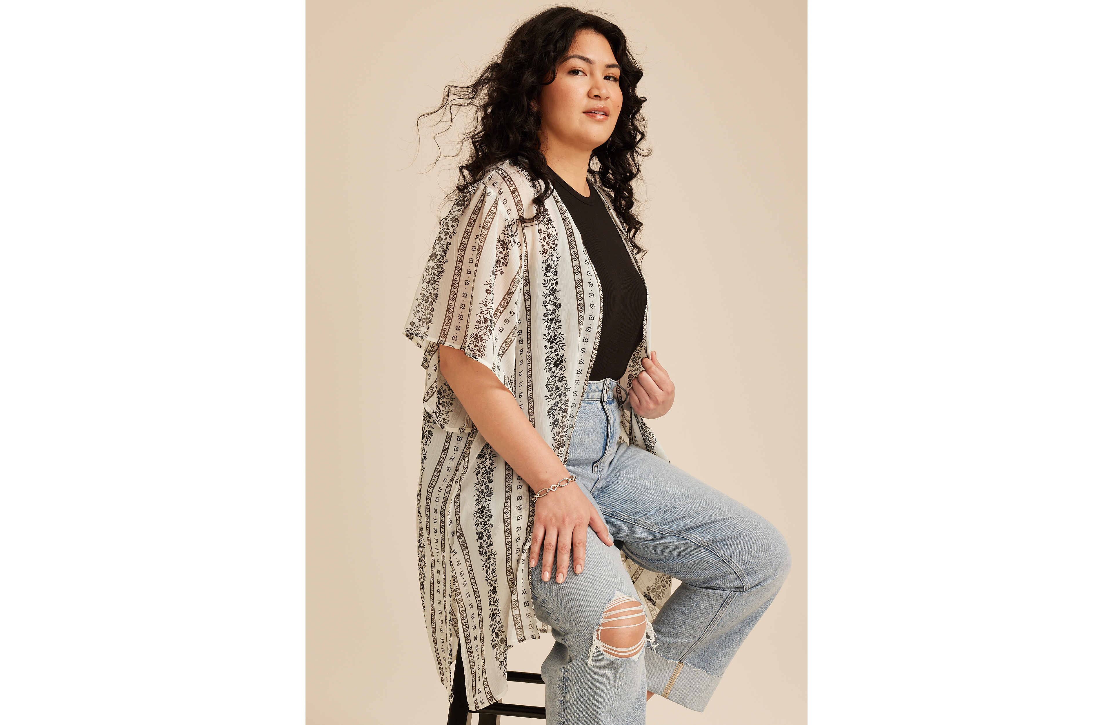 Plus Black And White Printed Kimono