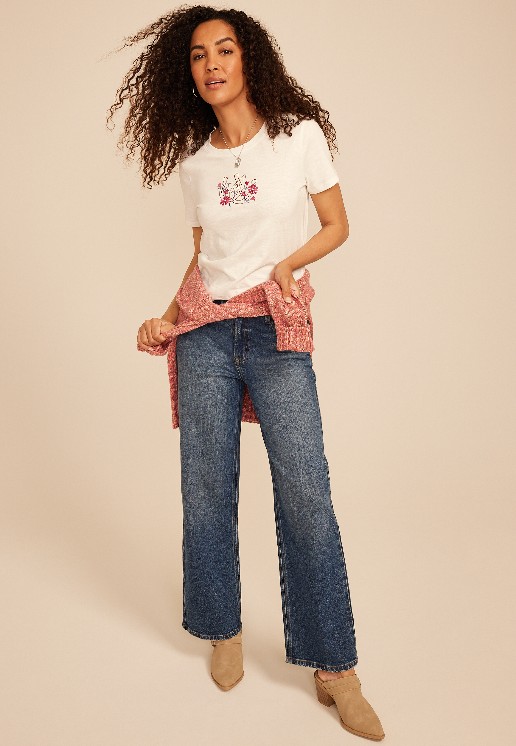 Floral Horseshoe Embroidered Classic Fit Graphic Tee, SOFT WHITE, large