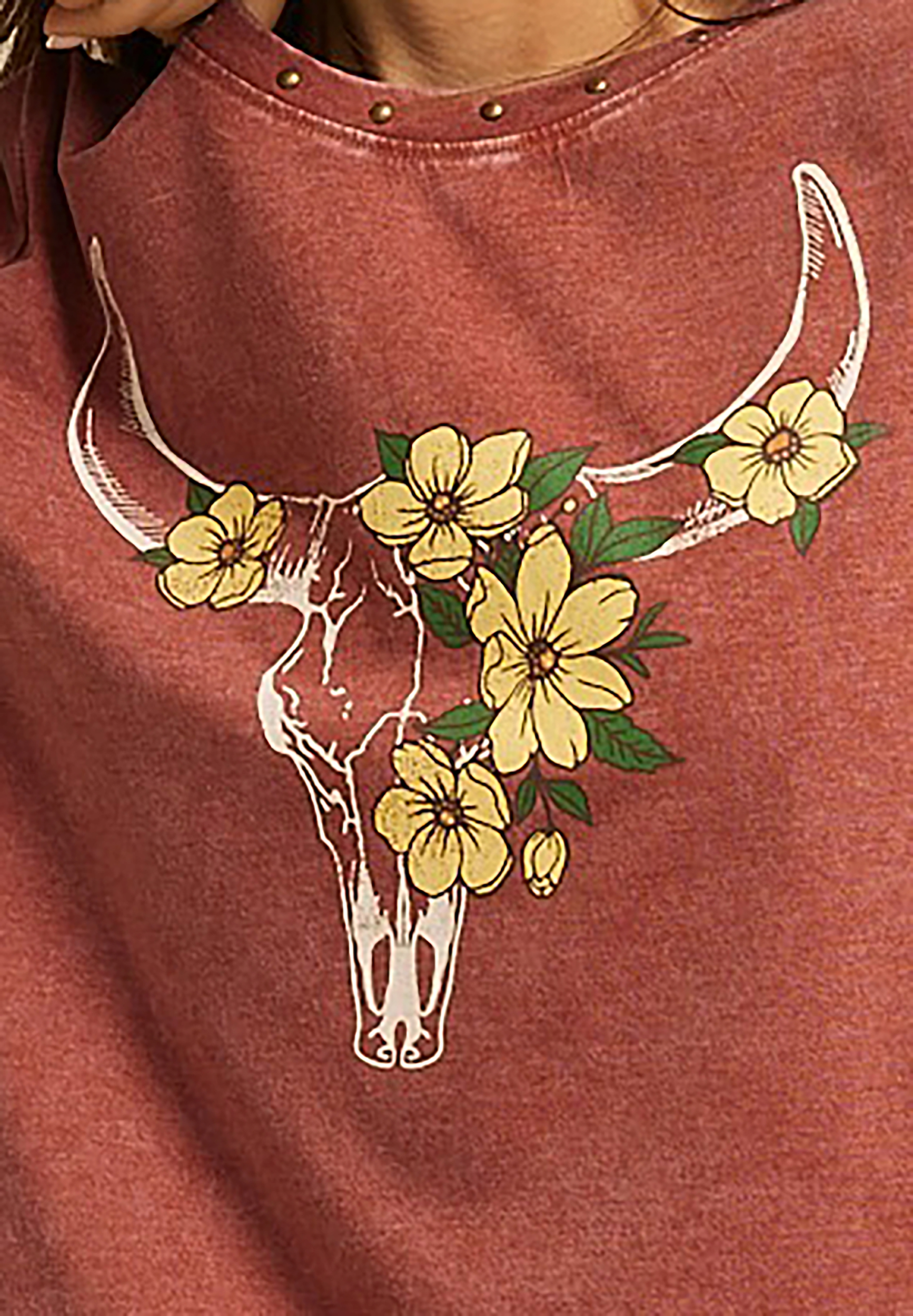 Studded Floral Longhorn Classic Fit Graphic Tee, C9083, large