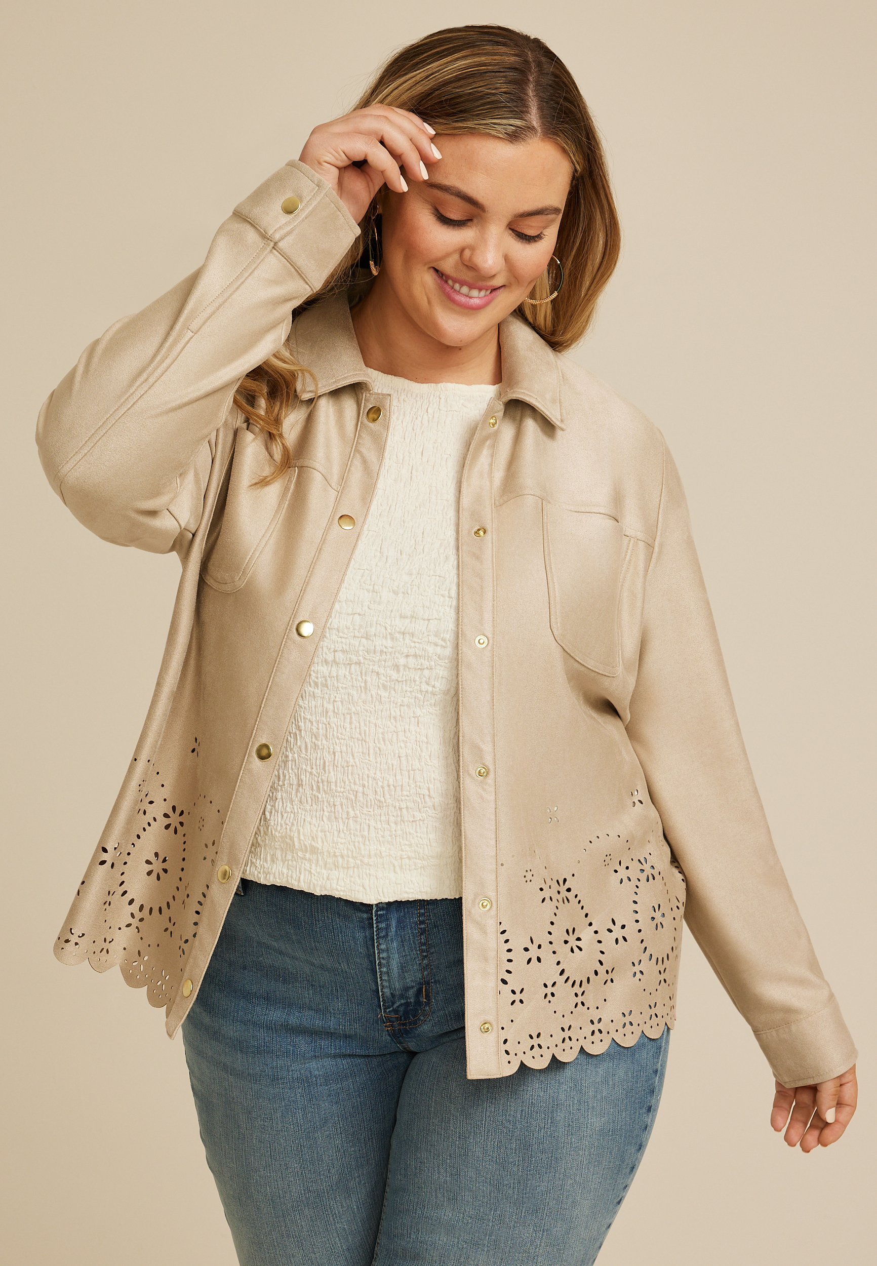 Plus Size Faux Suede Scallop Hem Jacket