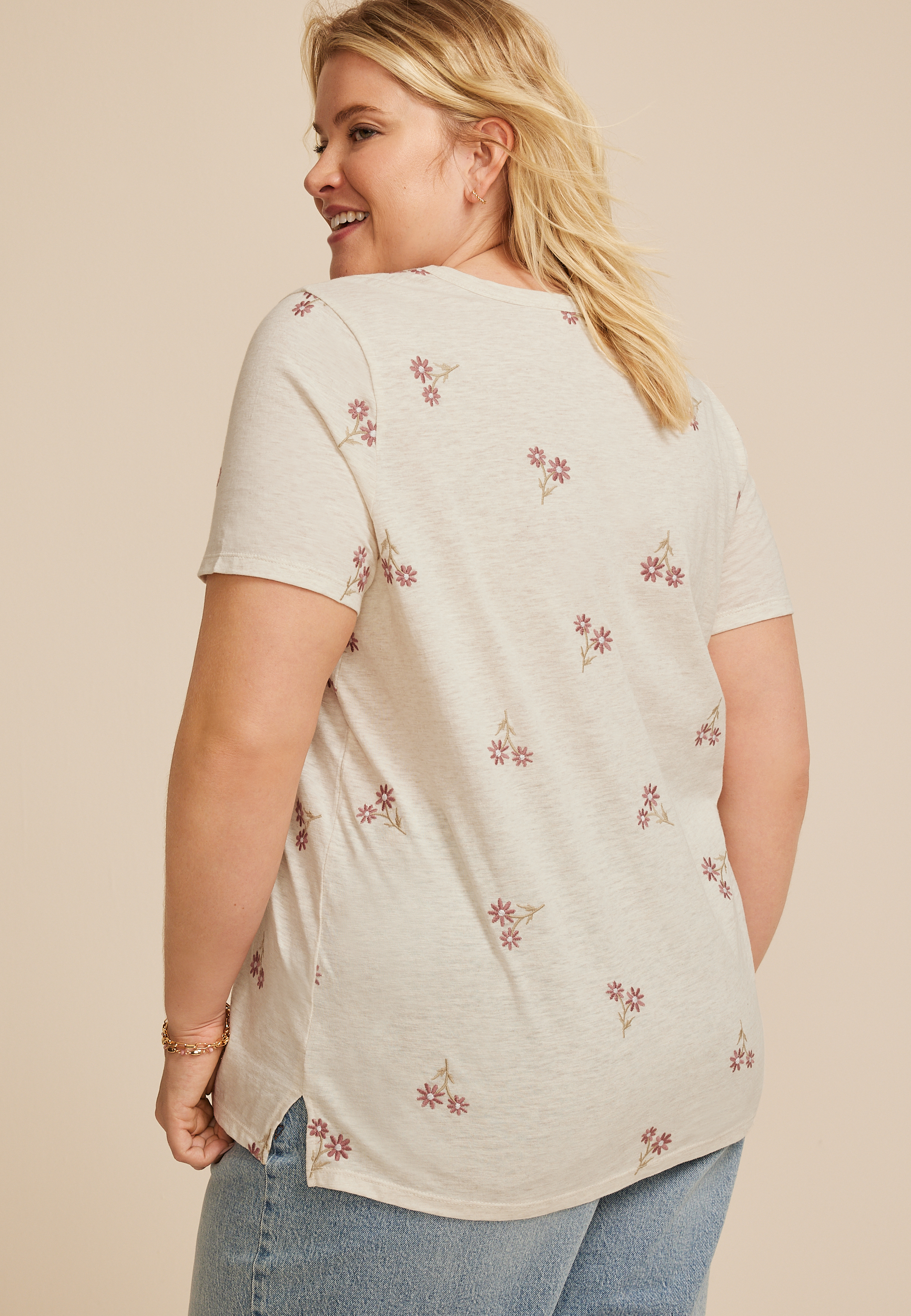 Plus Size 24/7 Dawson Floral Embroidered Crew Neck Tee, LIGHT OATMEAL HEATHR CMBO, large