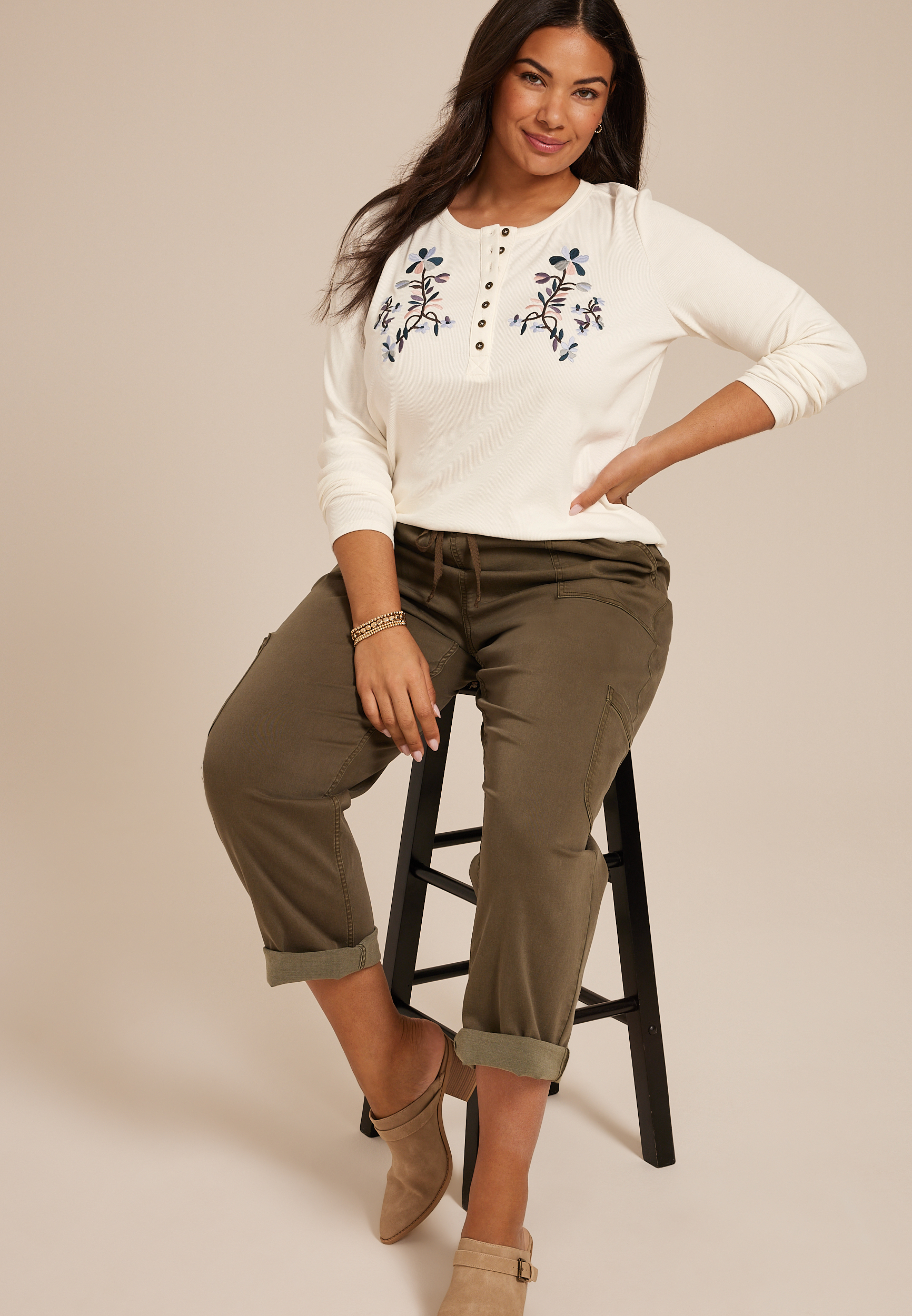 Plus Size Floral Embroidered Henley Long Sleeve Tee, C9298, large