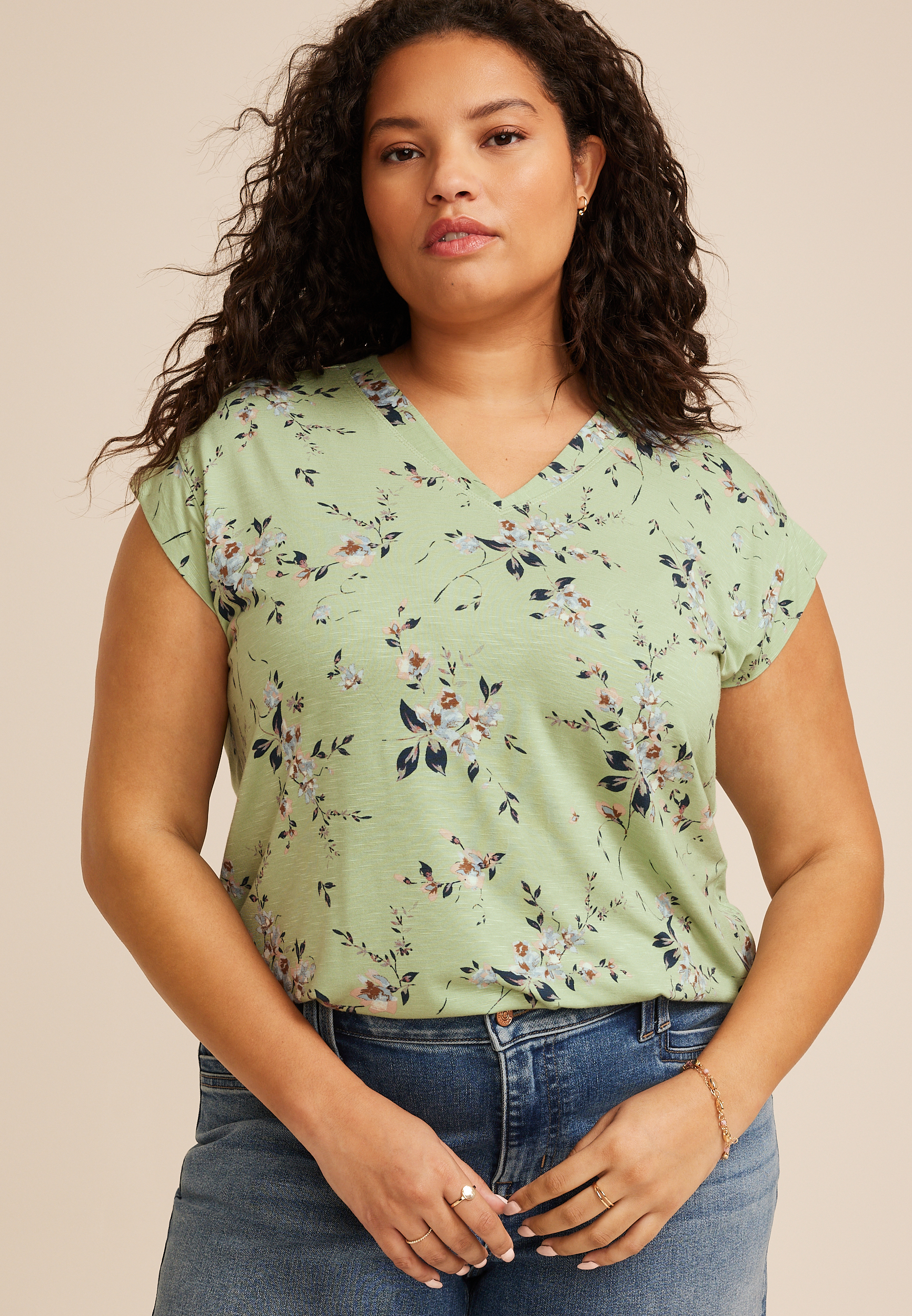 Plus Size 24/7 Magnolia Floral V Neck Tee, SWAMP COMBO, large