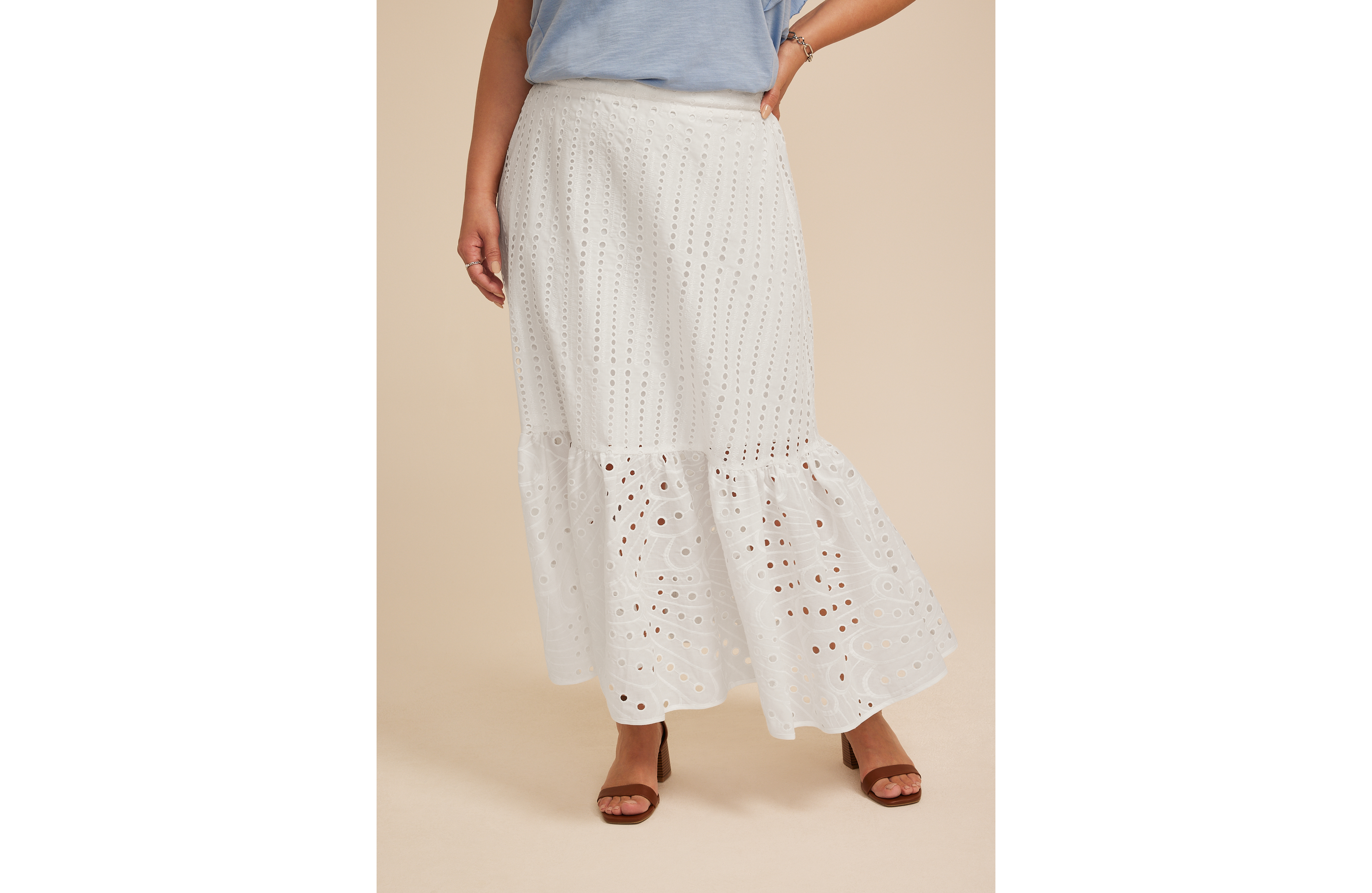 Plus Eyelet High Rise Maxi Skirt