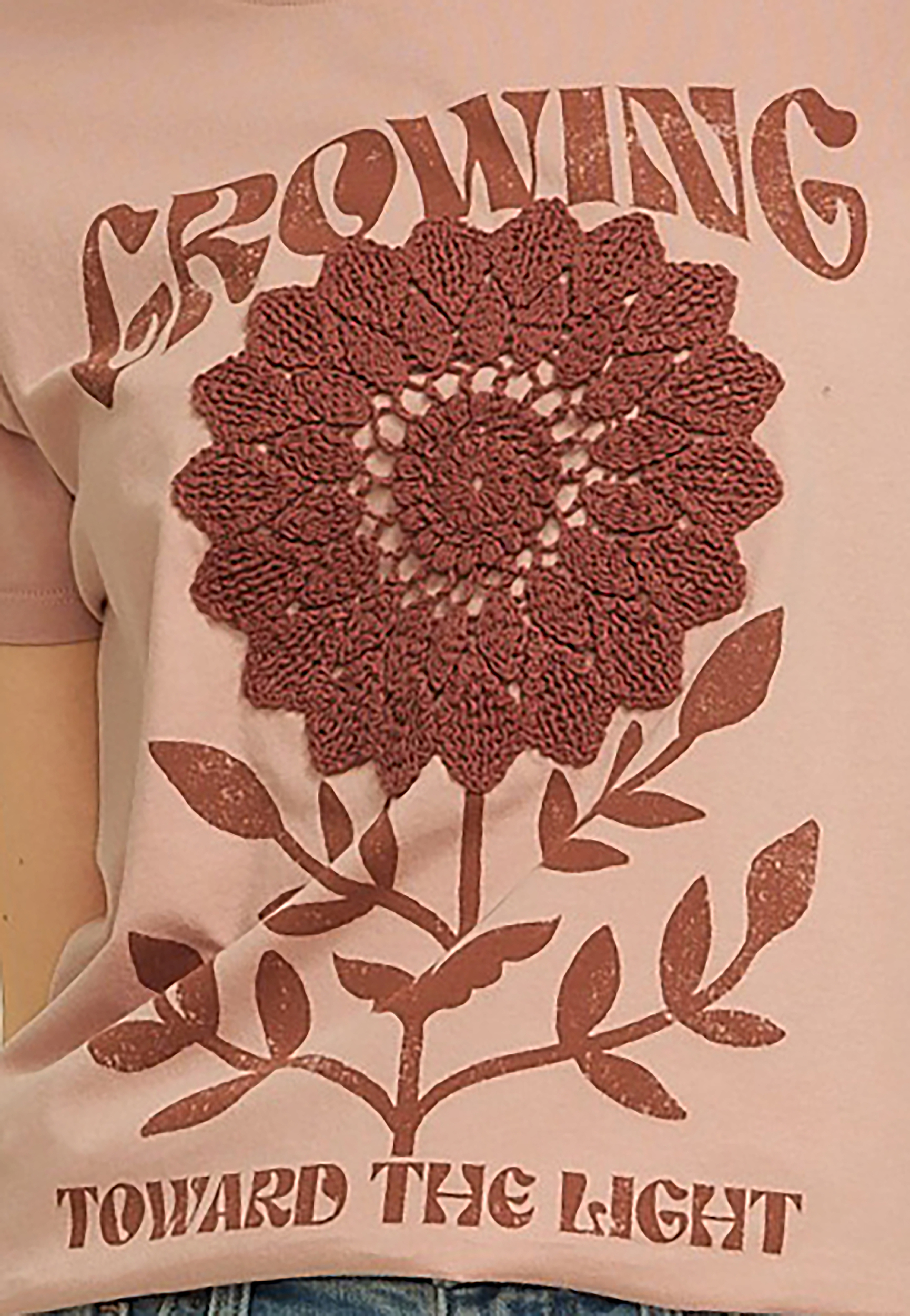 Crochet Floral Classic Fit Graphic Tee, C9369, large
